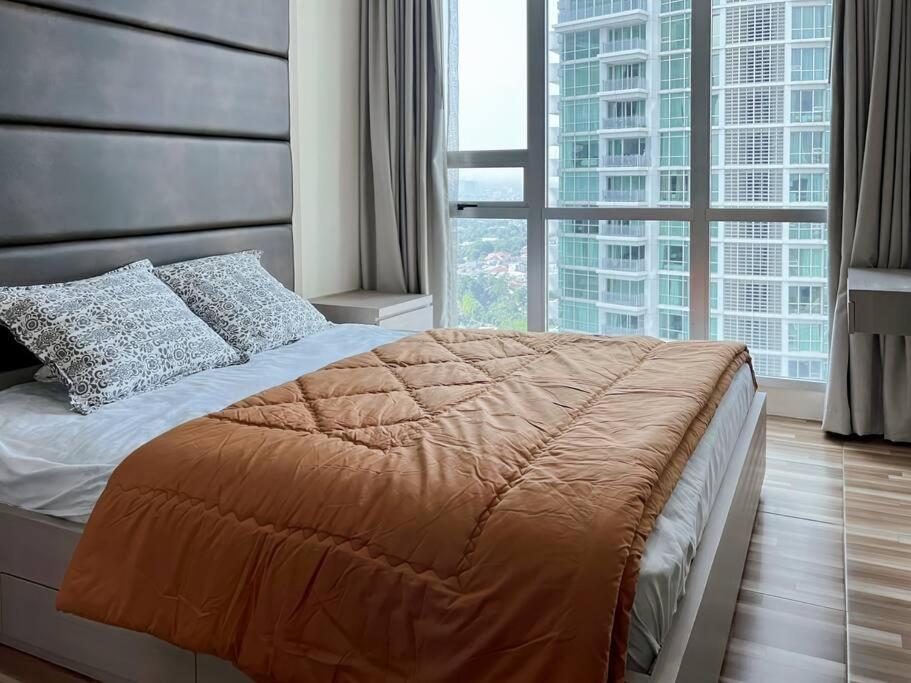 Luxury 3br Kemang Village With Netflix, Wifi, Pool By 2ndhome Pangsapuri *