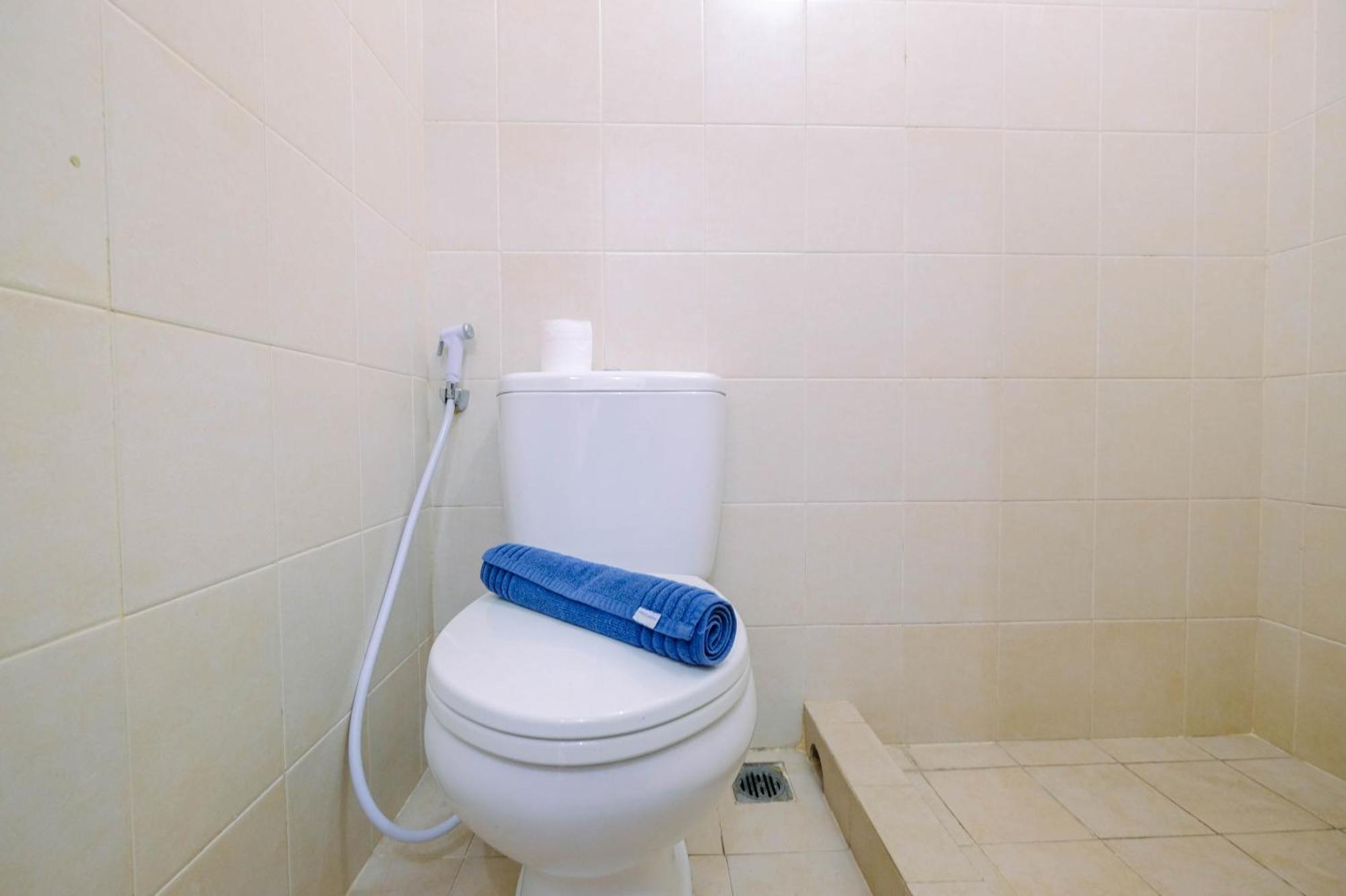 Simple Furnished At Maple Park By Travelio Jakarta