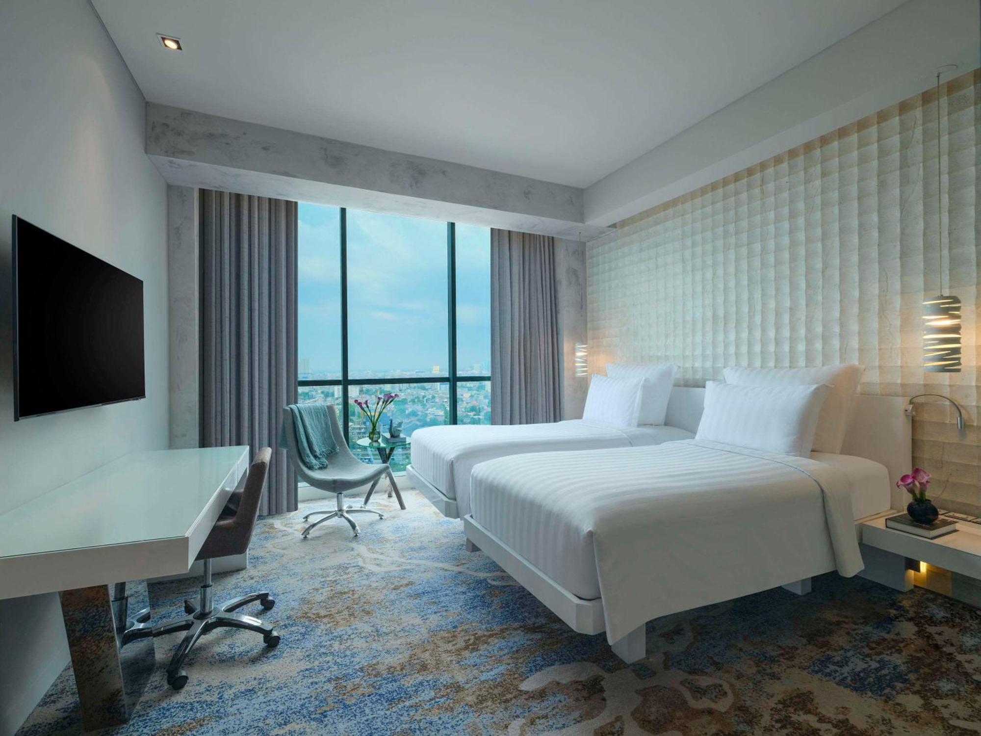 Pullman Central Park 5* Jakarta