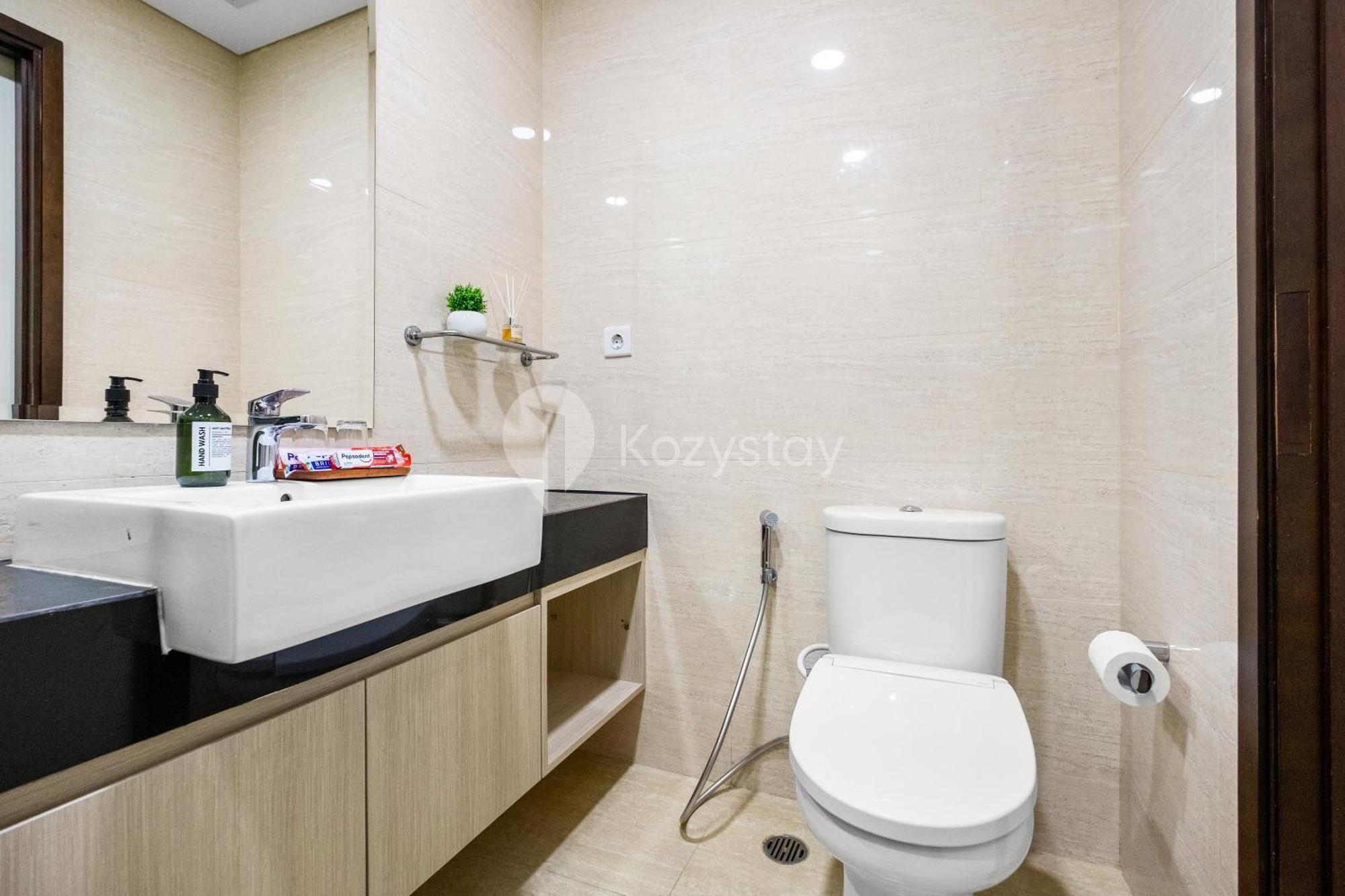 Bianco By Kozystay - Kebon Jeruk Apartment
