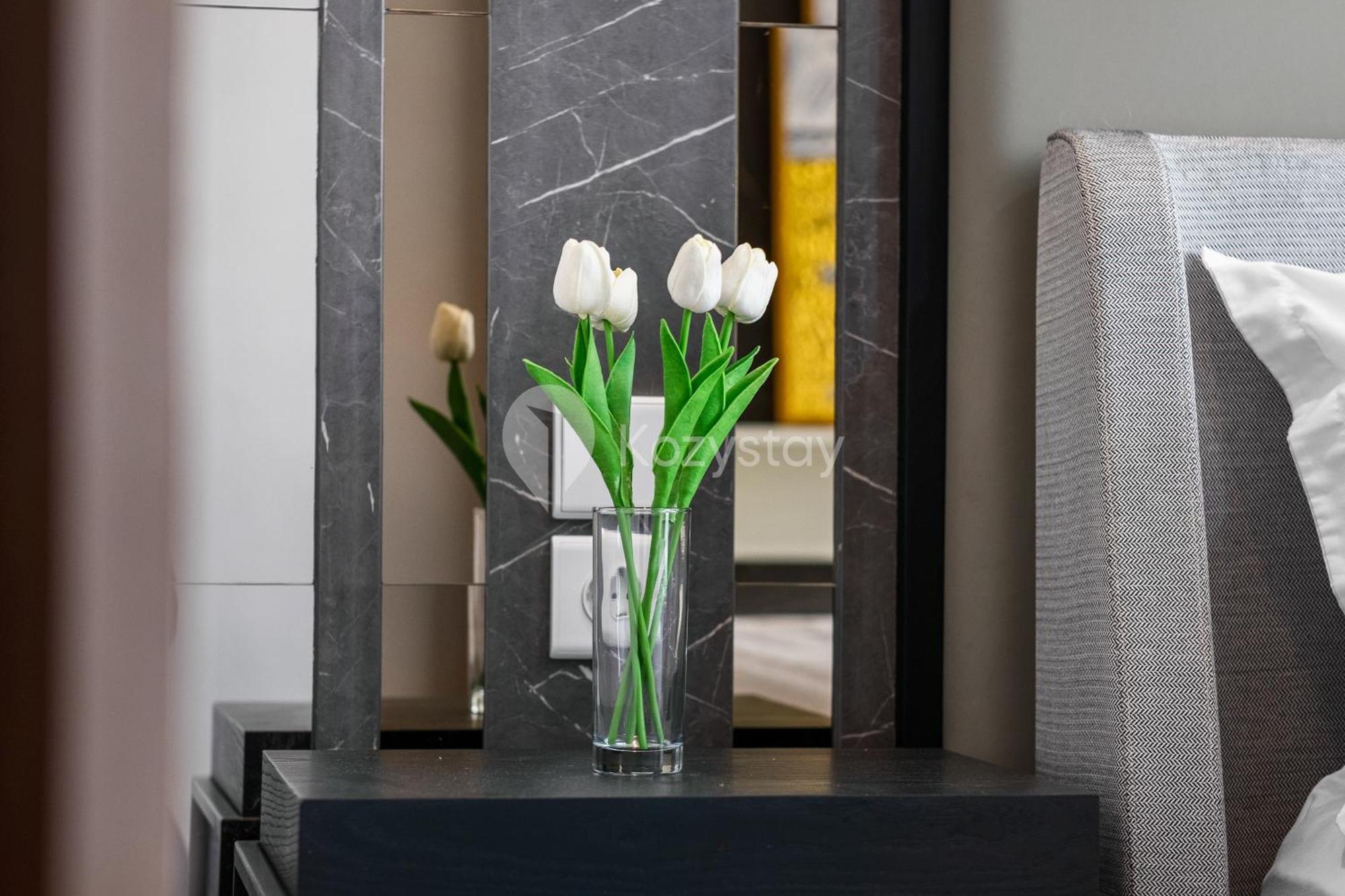 Bianco By Kozystay - Kebon Jeruk Apartment *