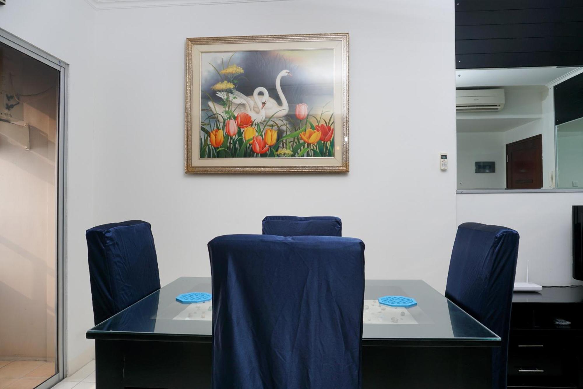 2br With Study Seaview At Marina Ancol By Travelio