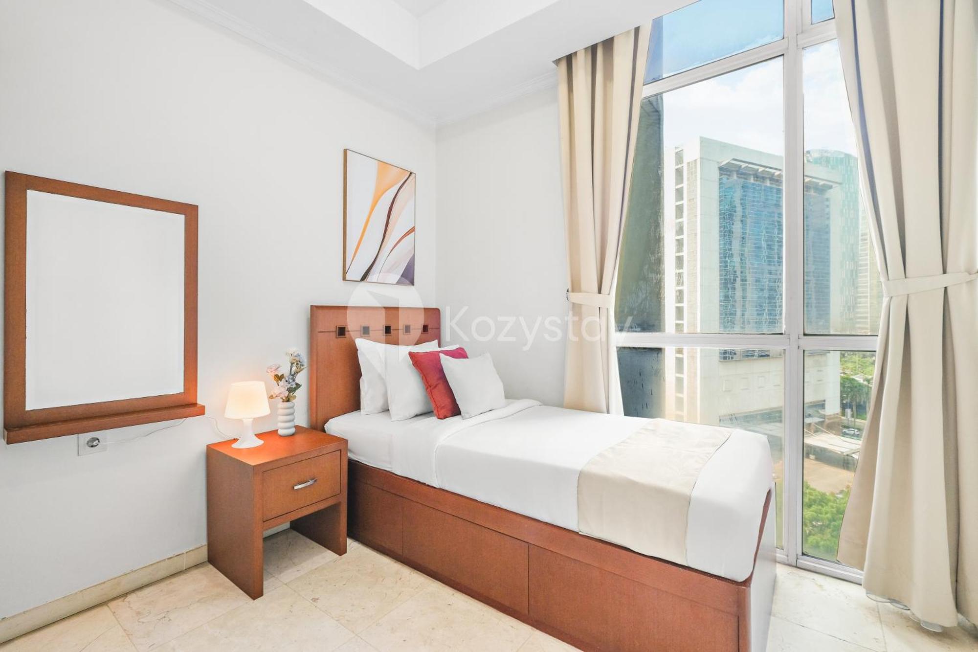Bistre By Kozystay - Mega Kuningan *