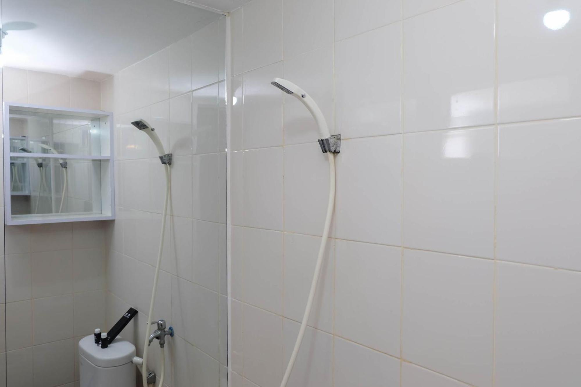 Apartment Cozy And 2br Bassura By Travelio