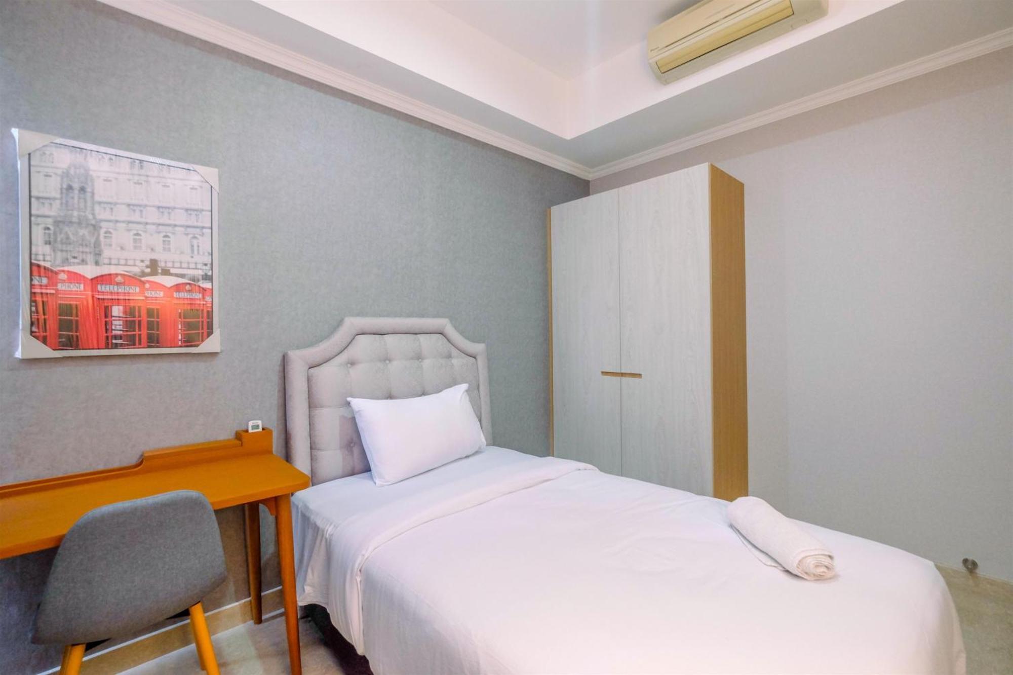 Comfy And Cozy 2br At Menteng Park By Travelio * Jakarta