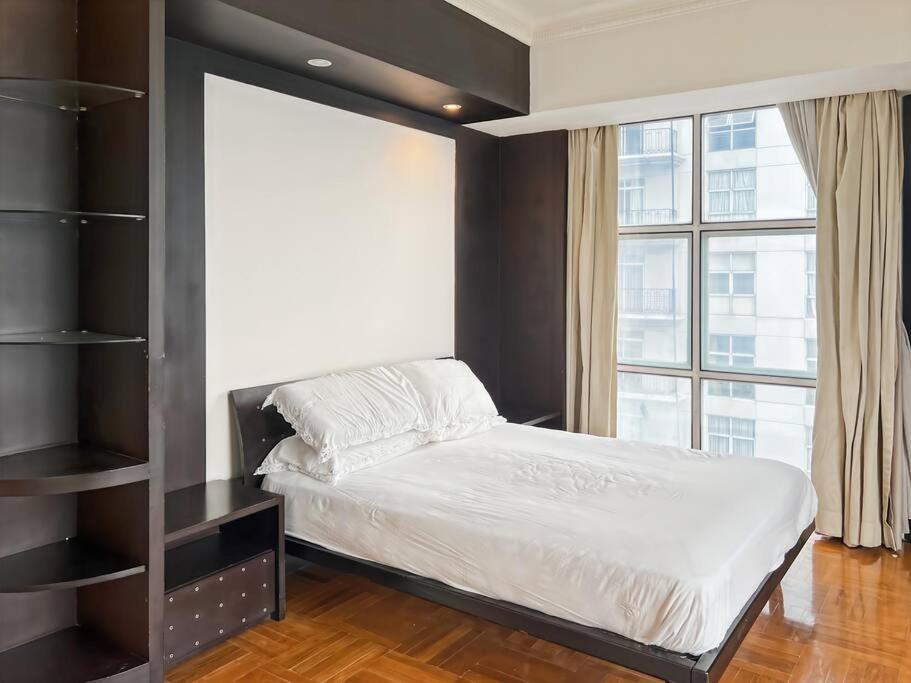 Apartment Large & Luxury Menteng Executive 3br With Pool, Gym Wi-fi By 2ndhome Jakarta
