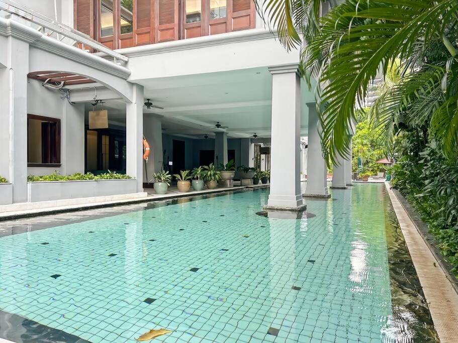 Large & Luxury Menteng Executive 3br With Pool, Gym Wi-fi By 2ndhome