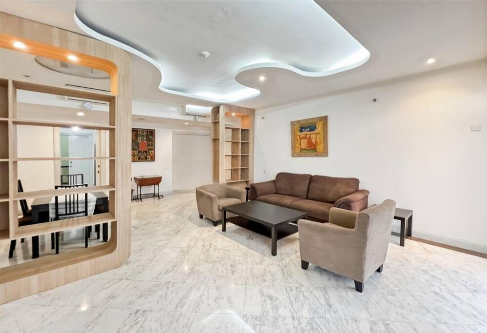 Large & Luxury Menteng Executive 3br With Pool, Gym Wi-fi By 2ndhome Jakarta