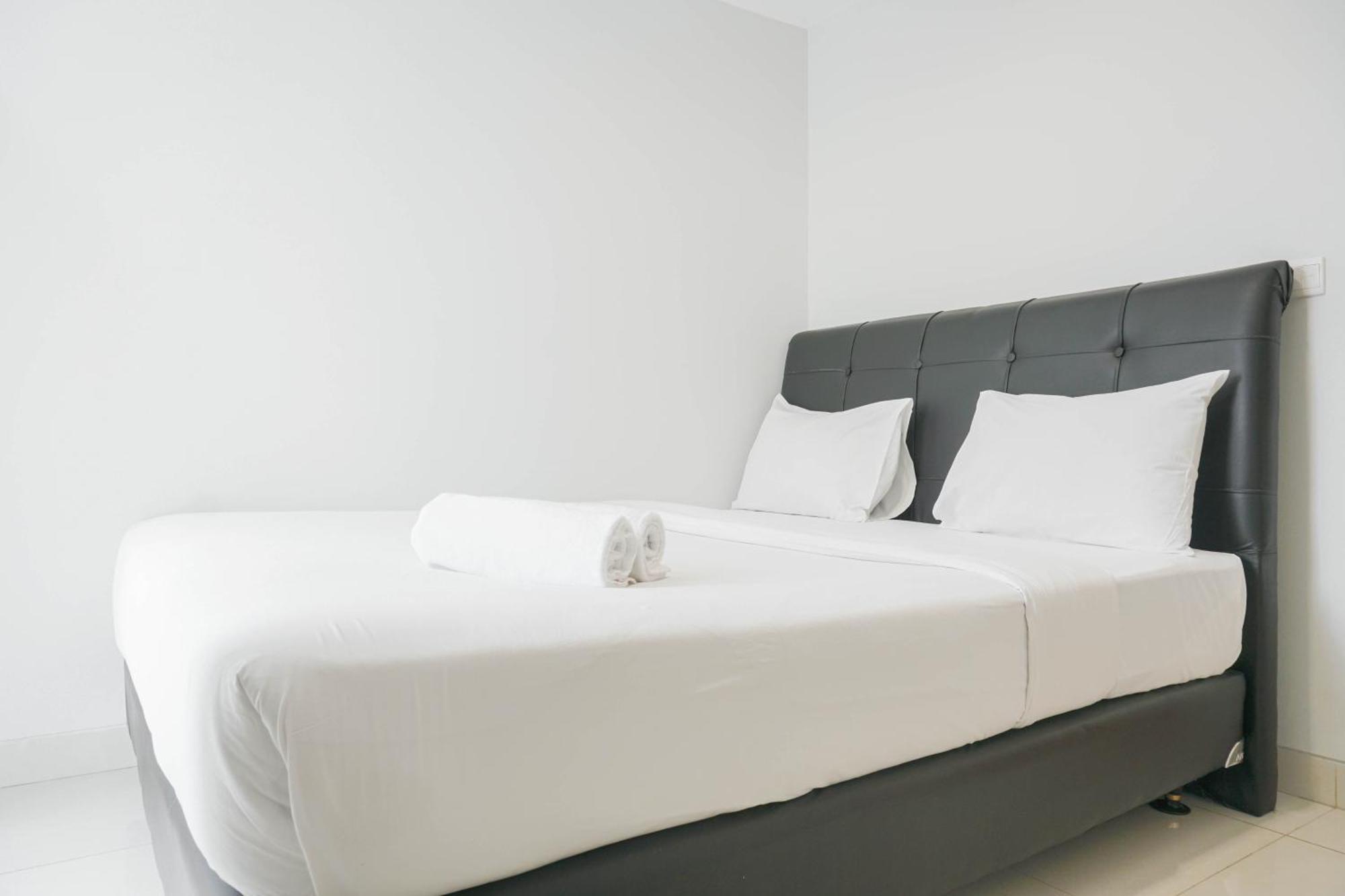 Apartment Comfy And Tidy 1br The Mansion Kemayoran Near Jiexpo By Travelio