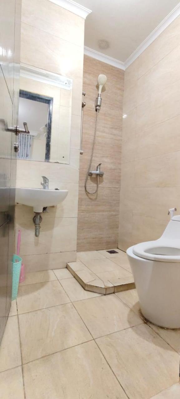 Pejaten 2 Bedroom At Gardenia Boulvard *