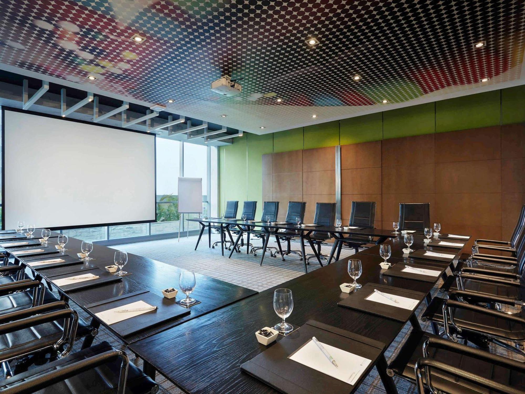 Hotel Pullman Central Park 5*