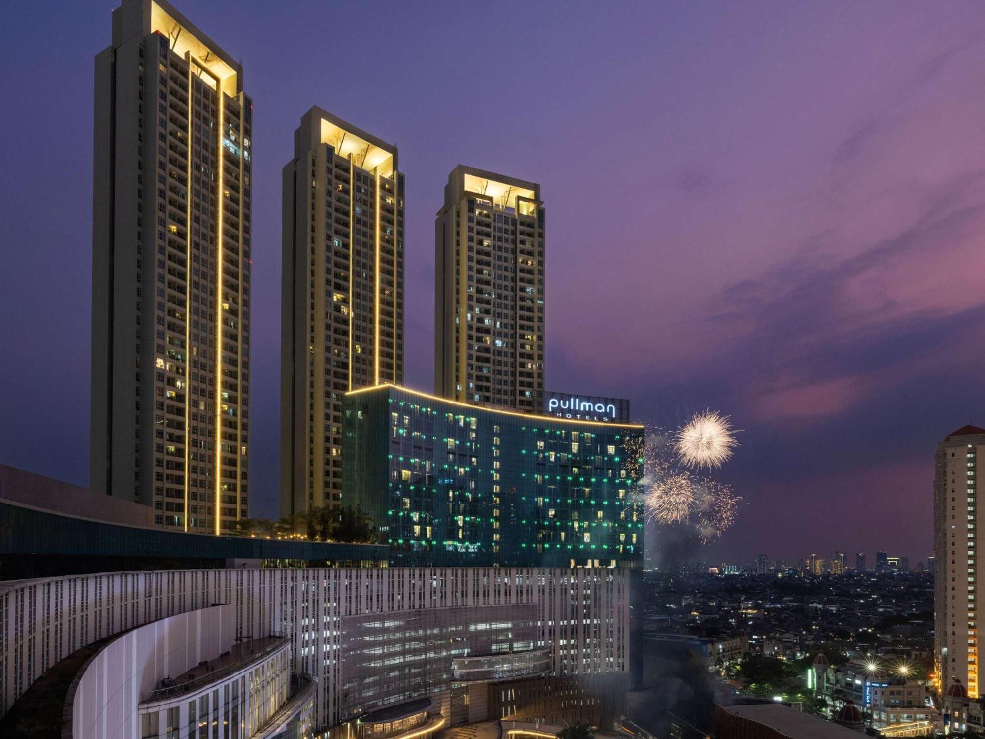 Pullman Central Park Hotel Jakarta