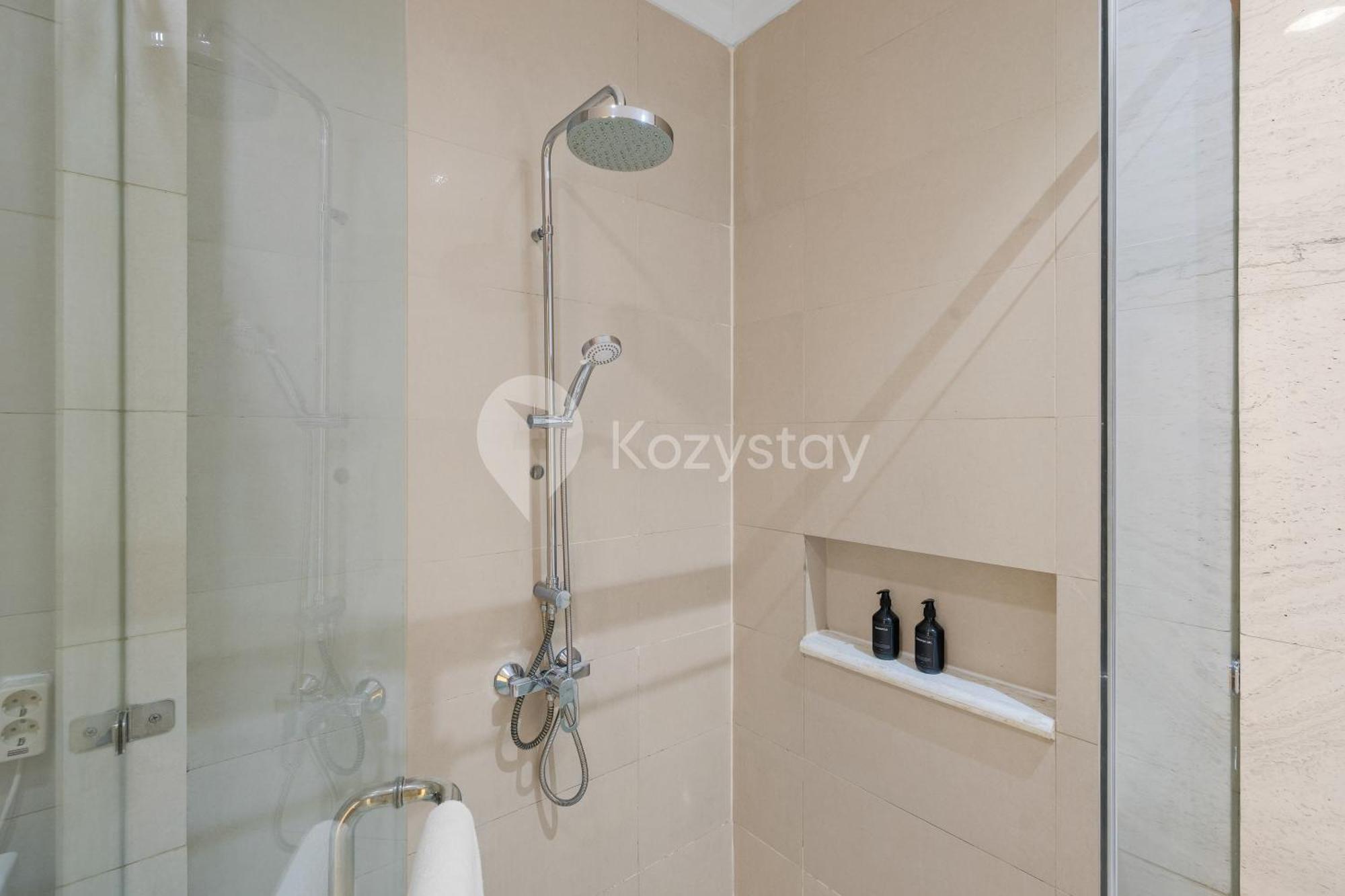 Apartment Alcove By Kozystay - Scbd Jakarta
