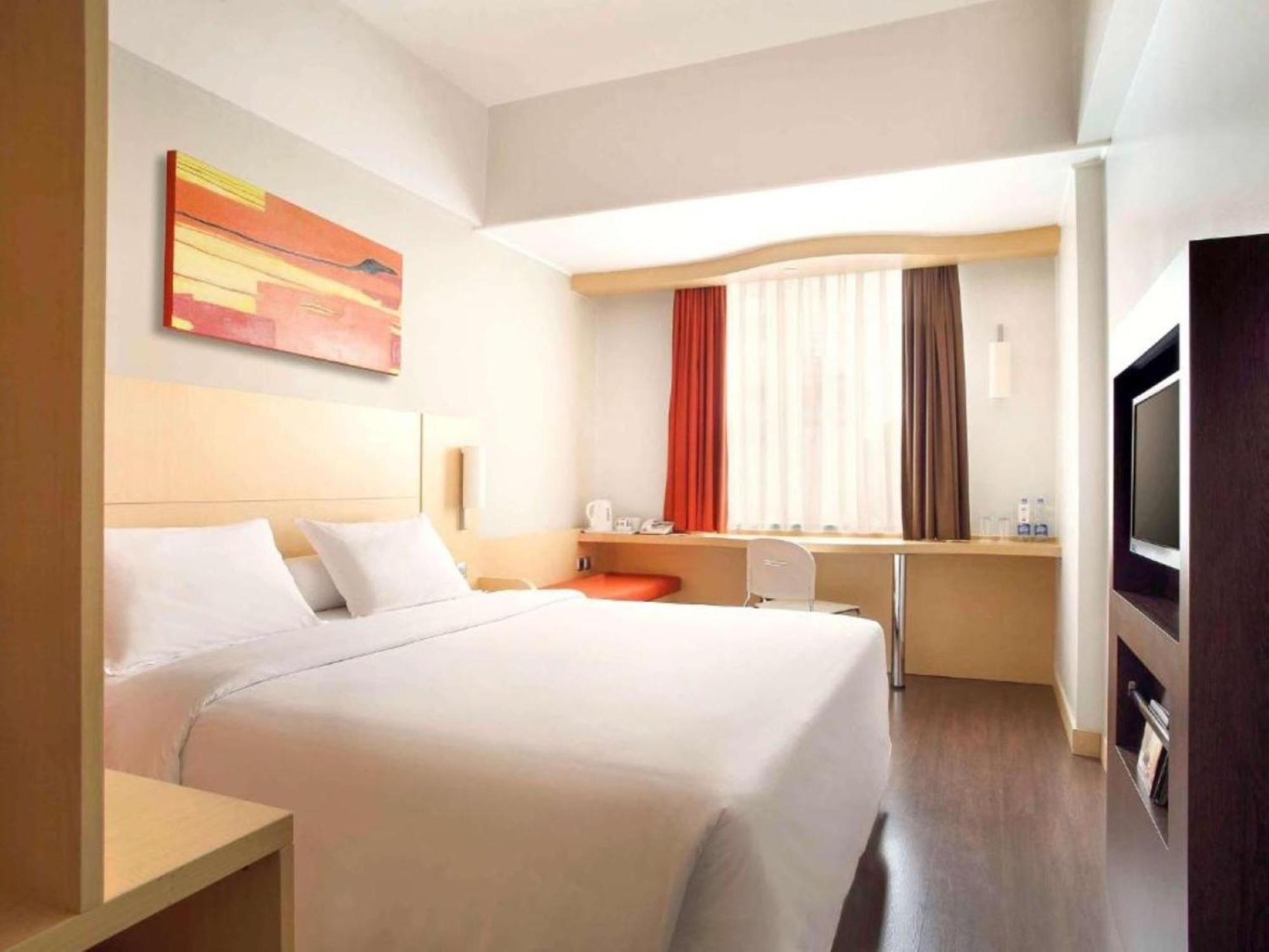 Horison Arcadia Wahid Hasyim 3*