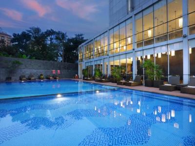 Hotel Aston Priority Simatupang And Conference Center 4*