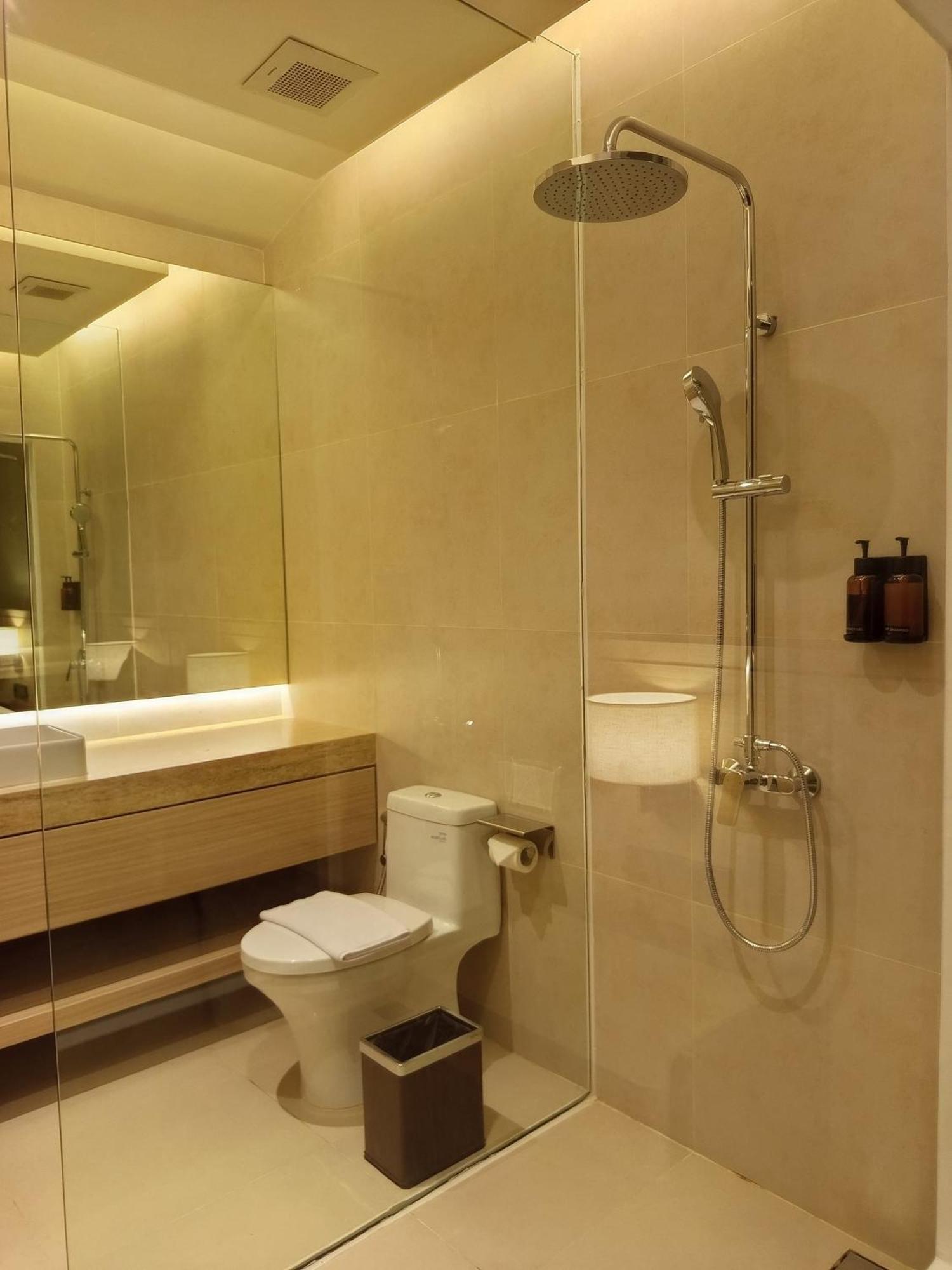 Hotel Ow! Boutique Kemayoran