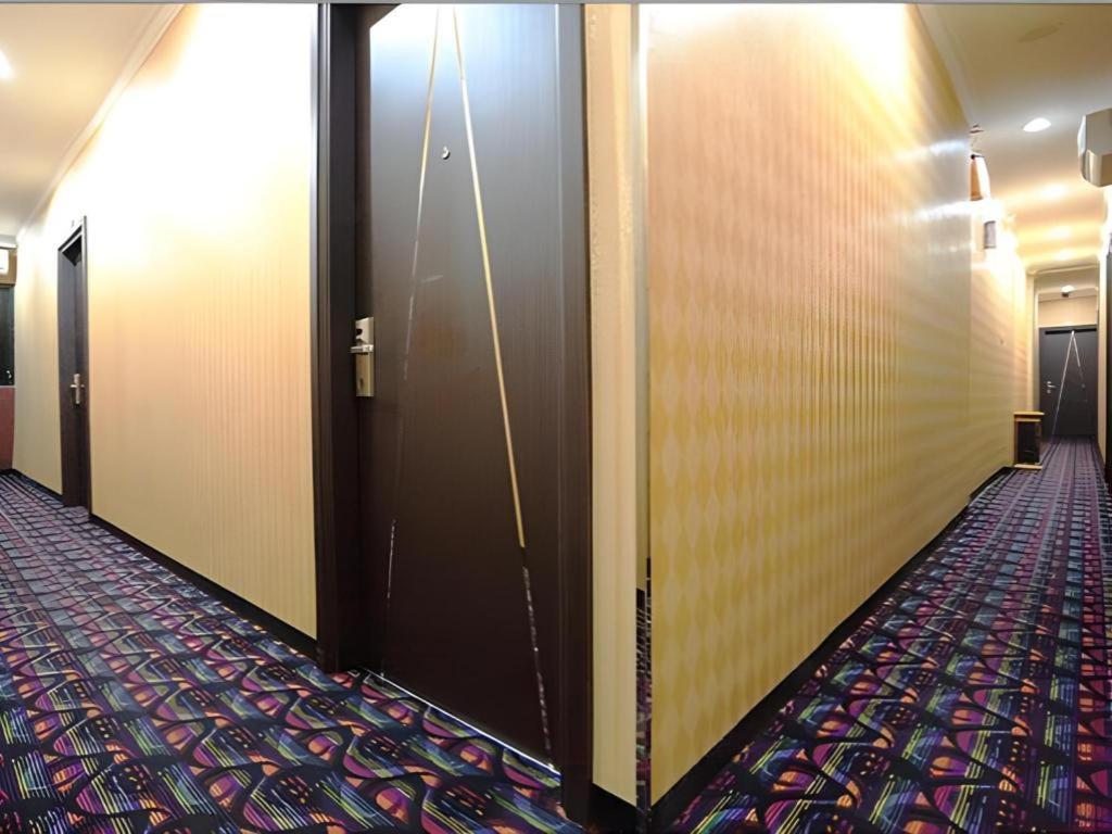 Hotel Rovi Boutique 3*