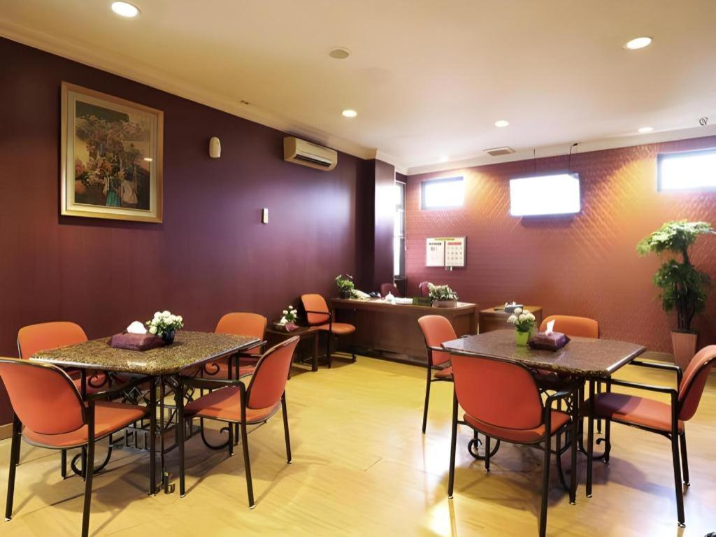 678 Kemang Powered By Cocotel Khách sạn 3*