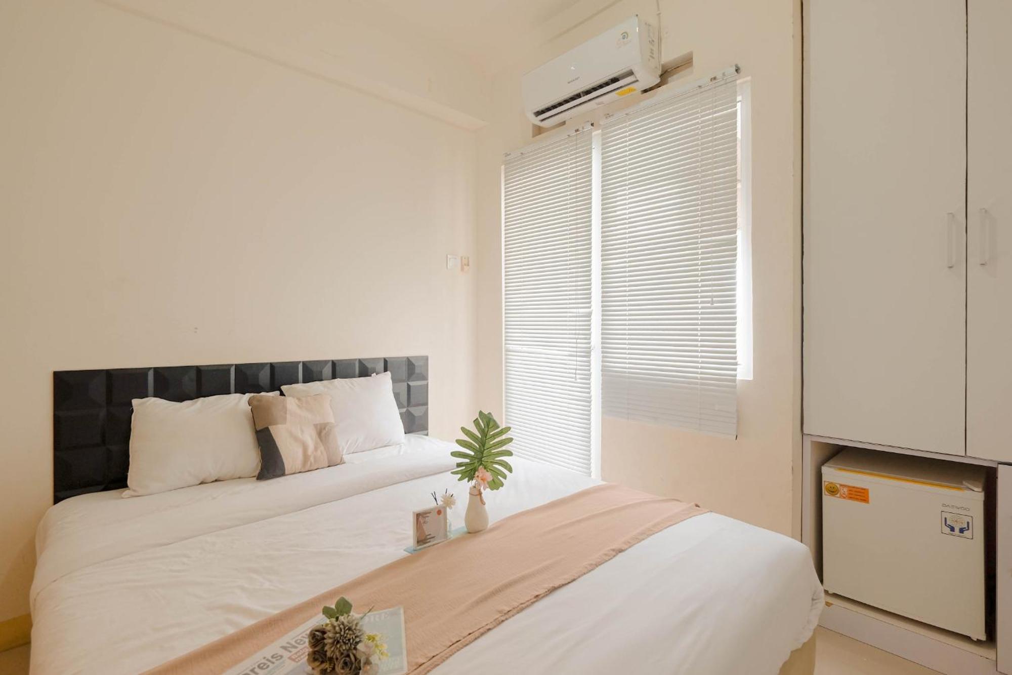 Cozy With Direct Access To Mall At Pramuka By Travelio Apartment *