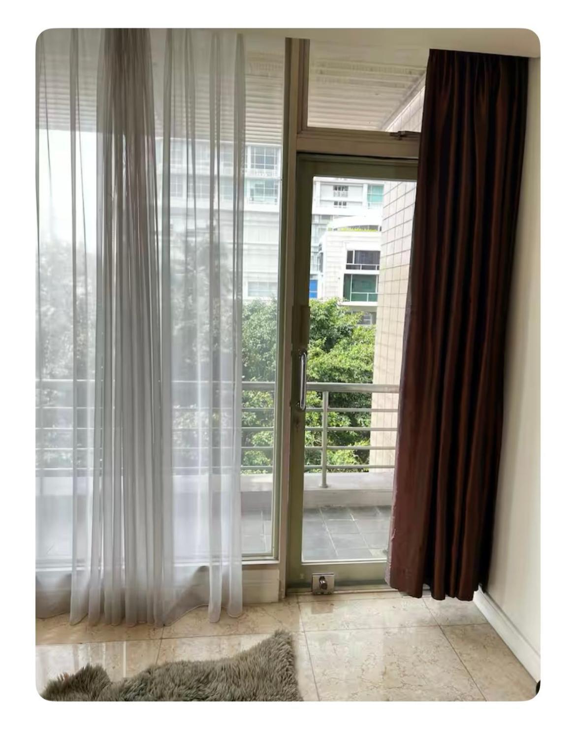Homestay Istana Sahid Sudirman - With Private Room, Bathroom & Tv *