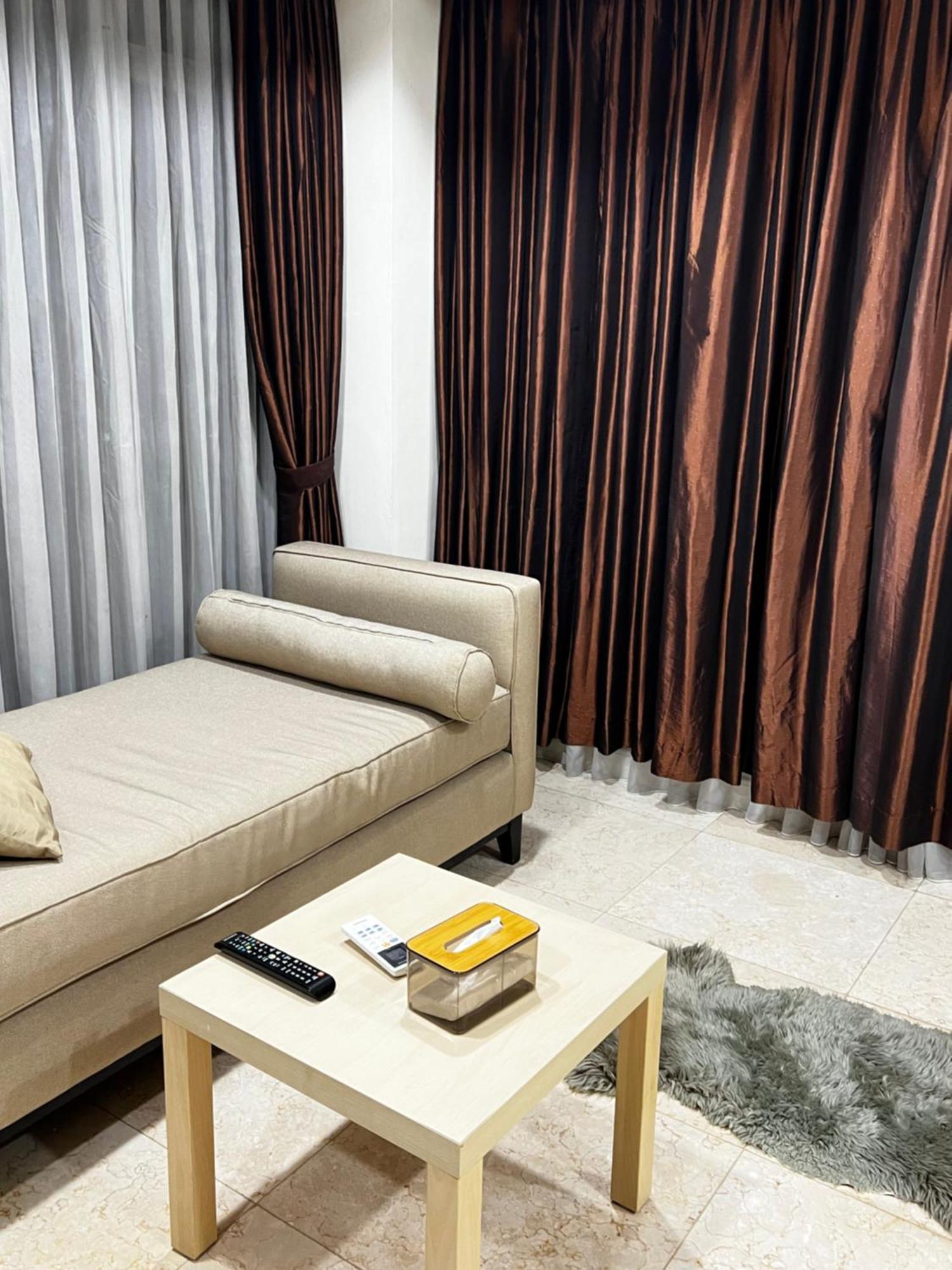 Istana Sahid Sudirman - With Private Room, Bathroom & Tv Jakarta