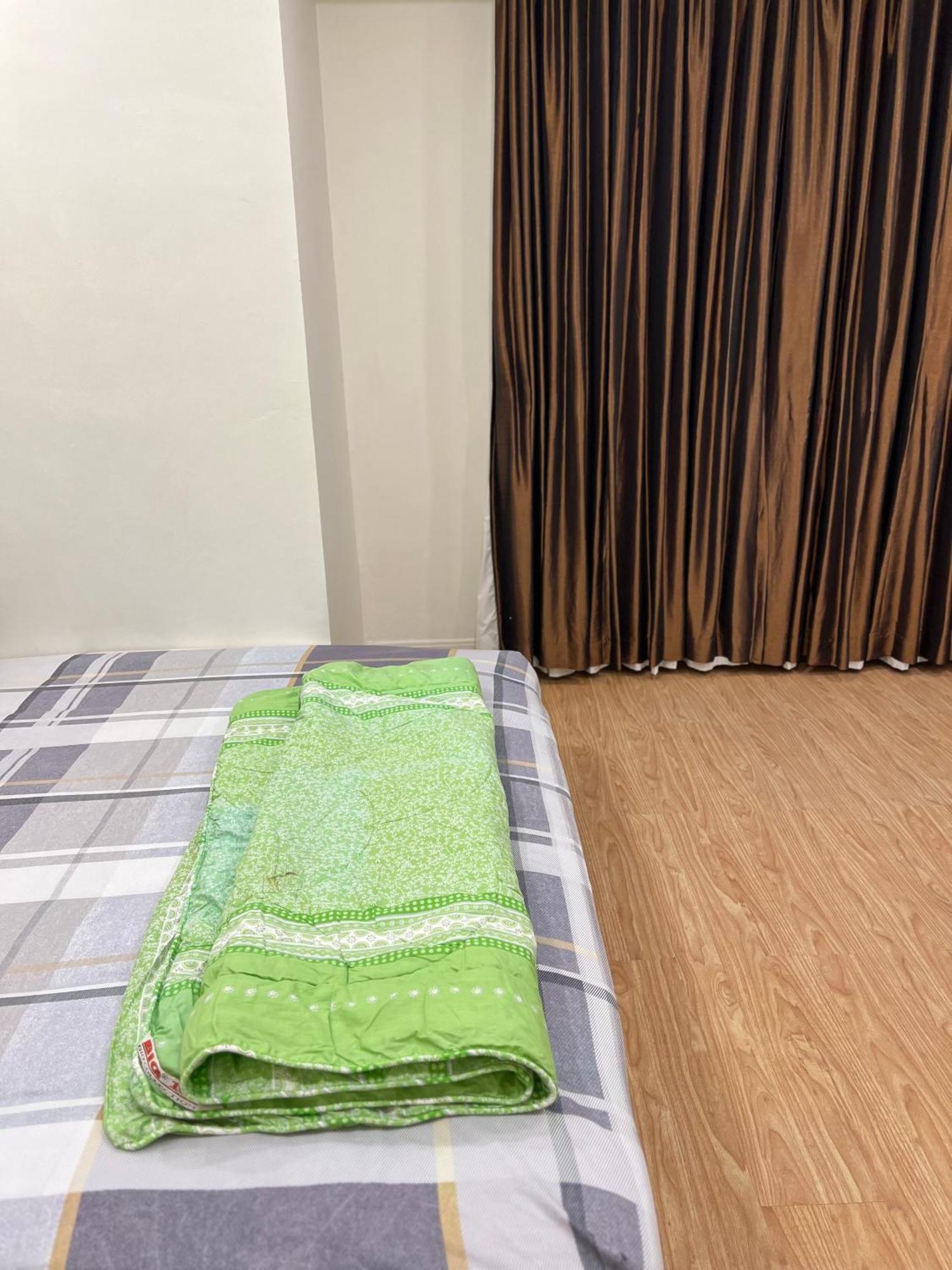 Istana Sahid Sudirman - With Private Room, Bathroom & Tv Homestay Jakarta