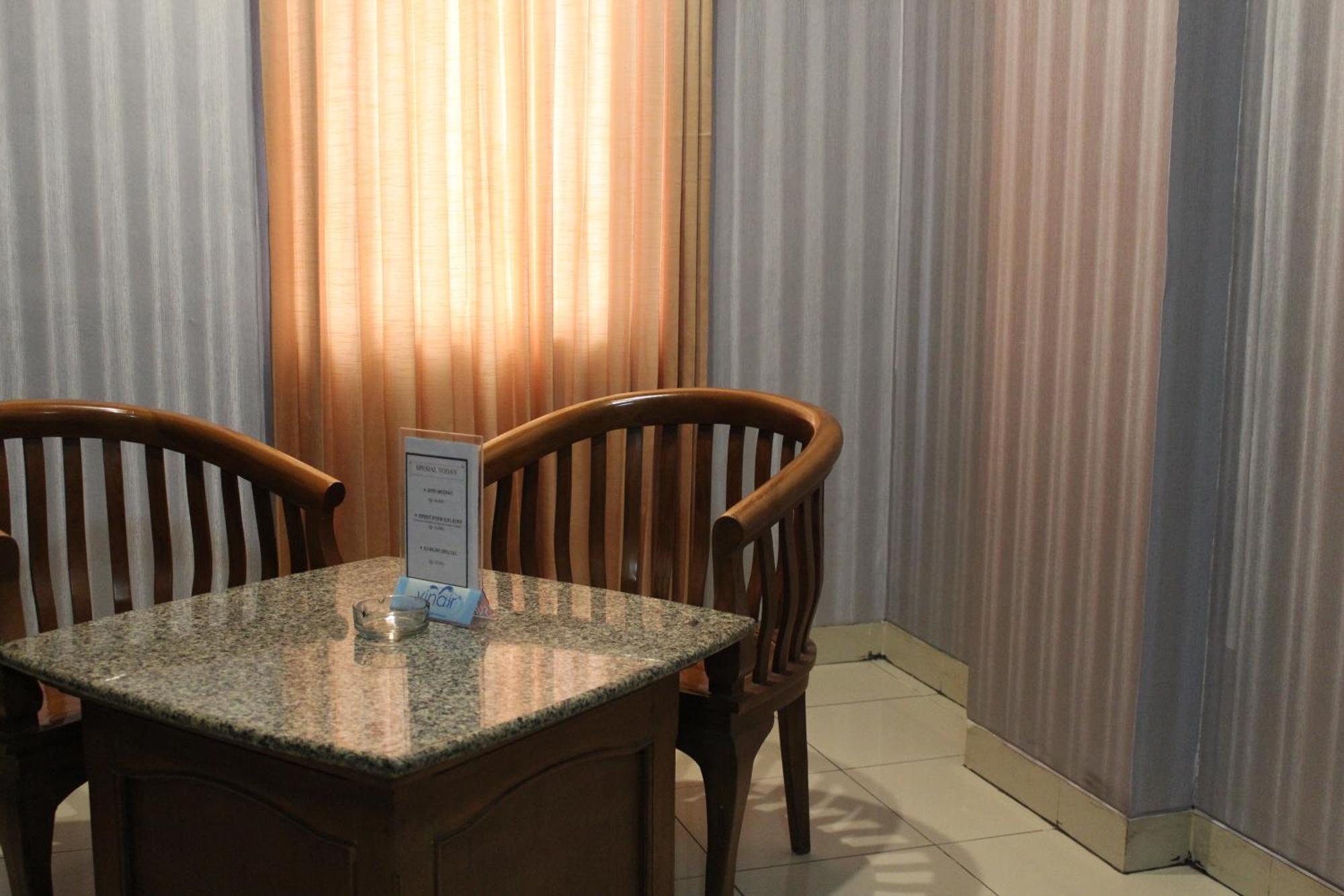 678 Kemang Powered By Cocotel 3* Jakarta