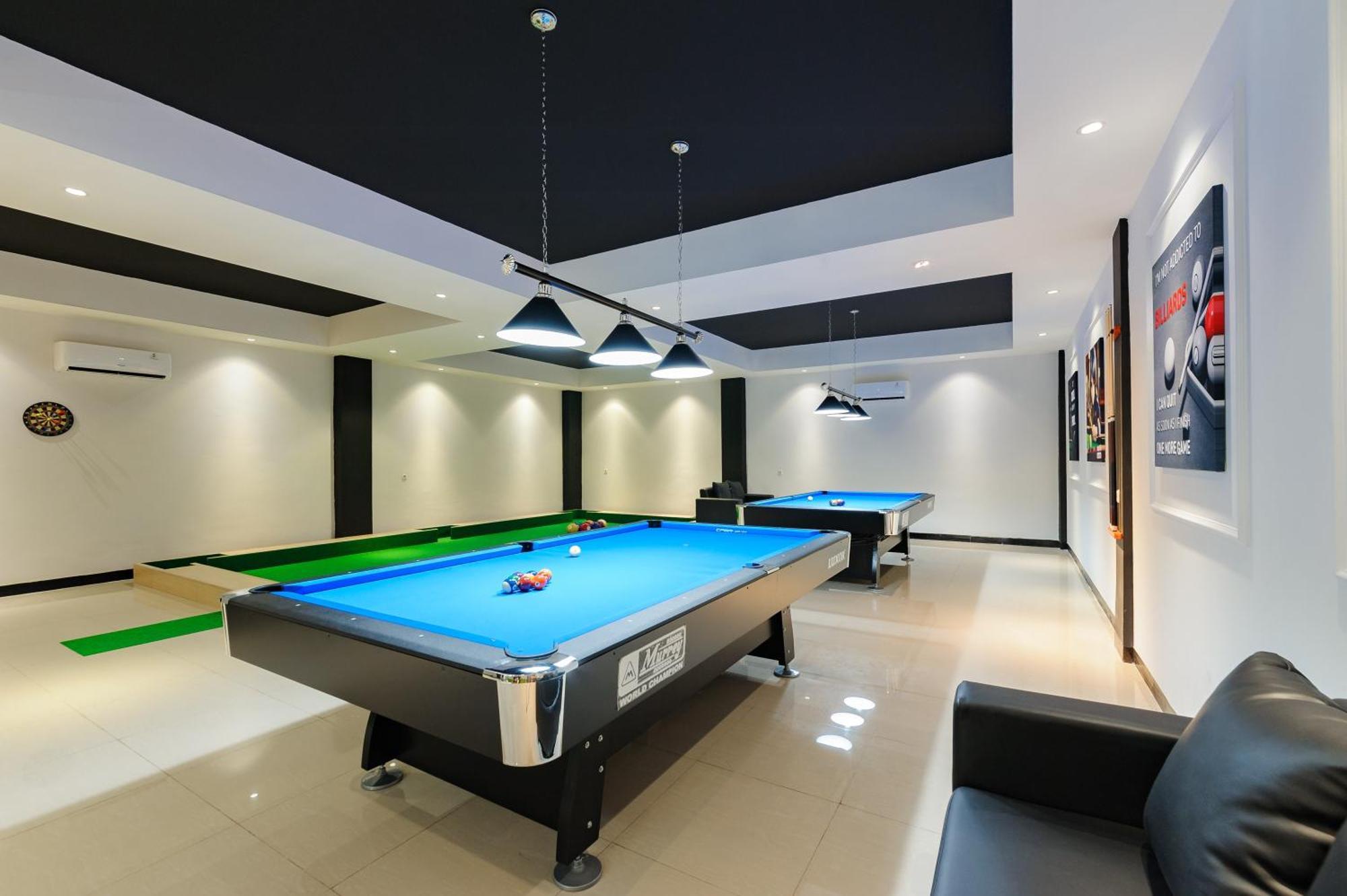 Sans Hotel Max Living Cengkareng 3*