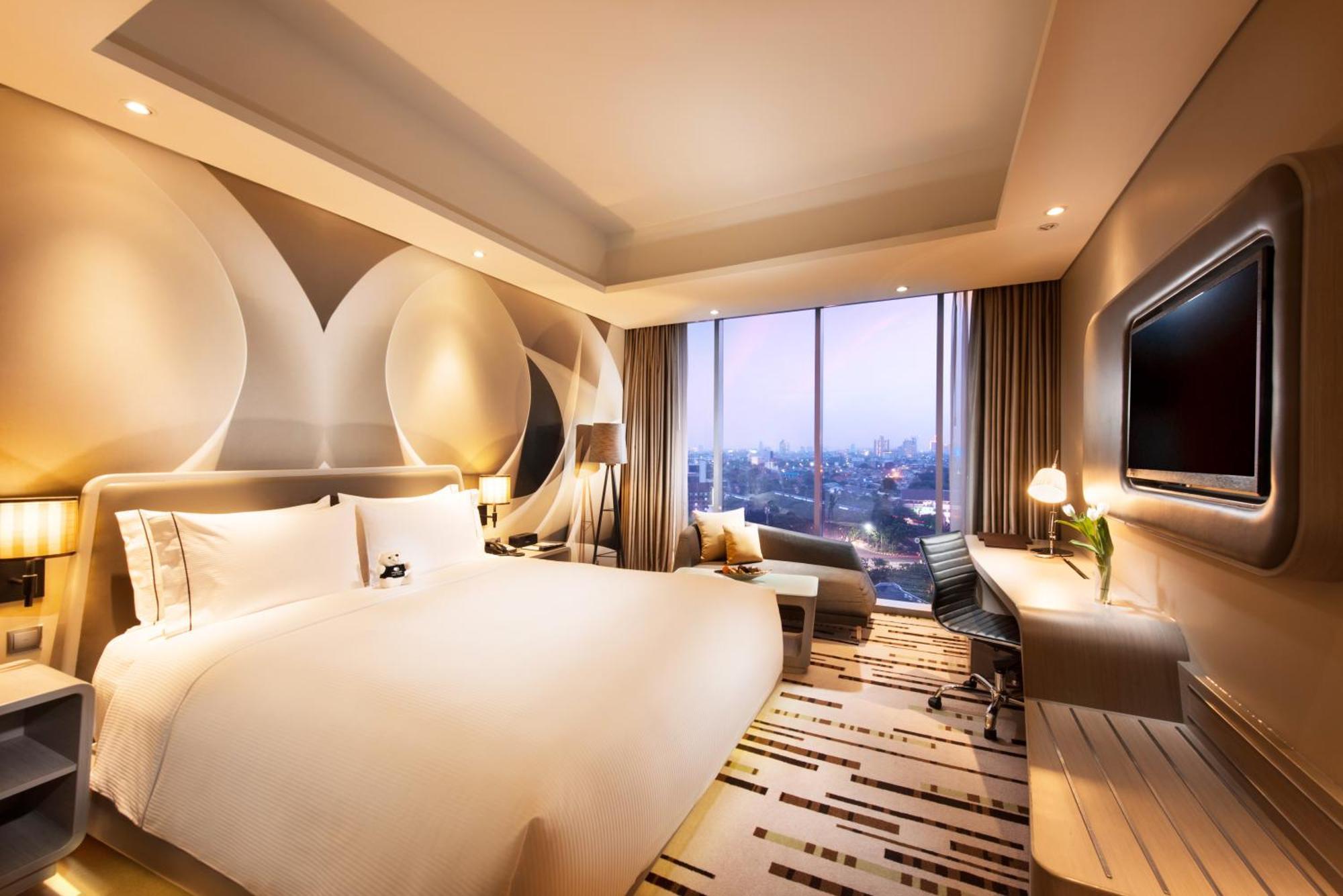 Hotel Doubletree By Hilton - Diponegoro 5*