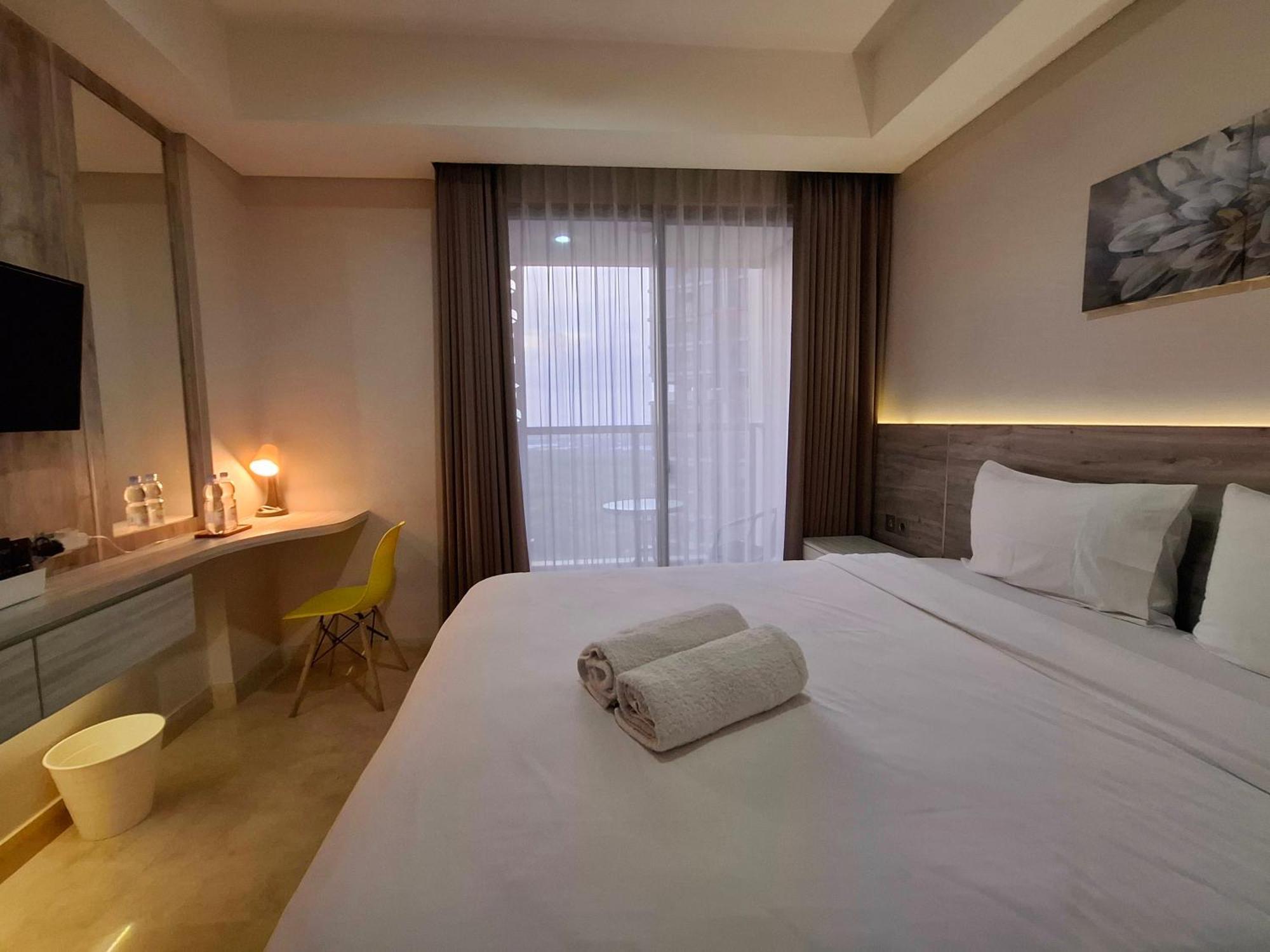 Apartemen Luxury Sea View Free Wifi And Cozy Gold Coast Pik Next To Oakwood By Blezz Jakarta