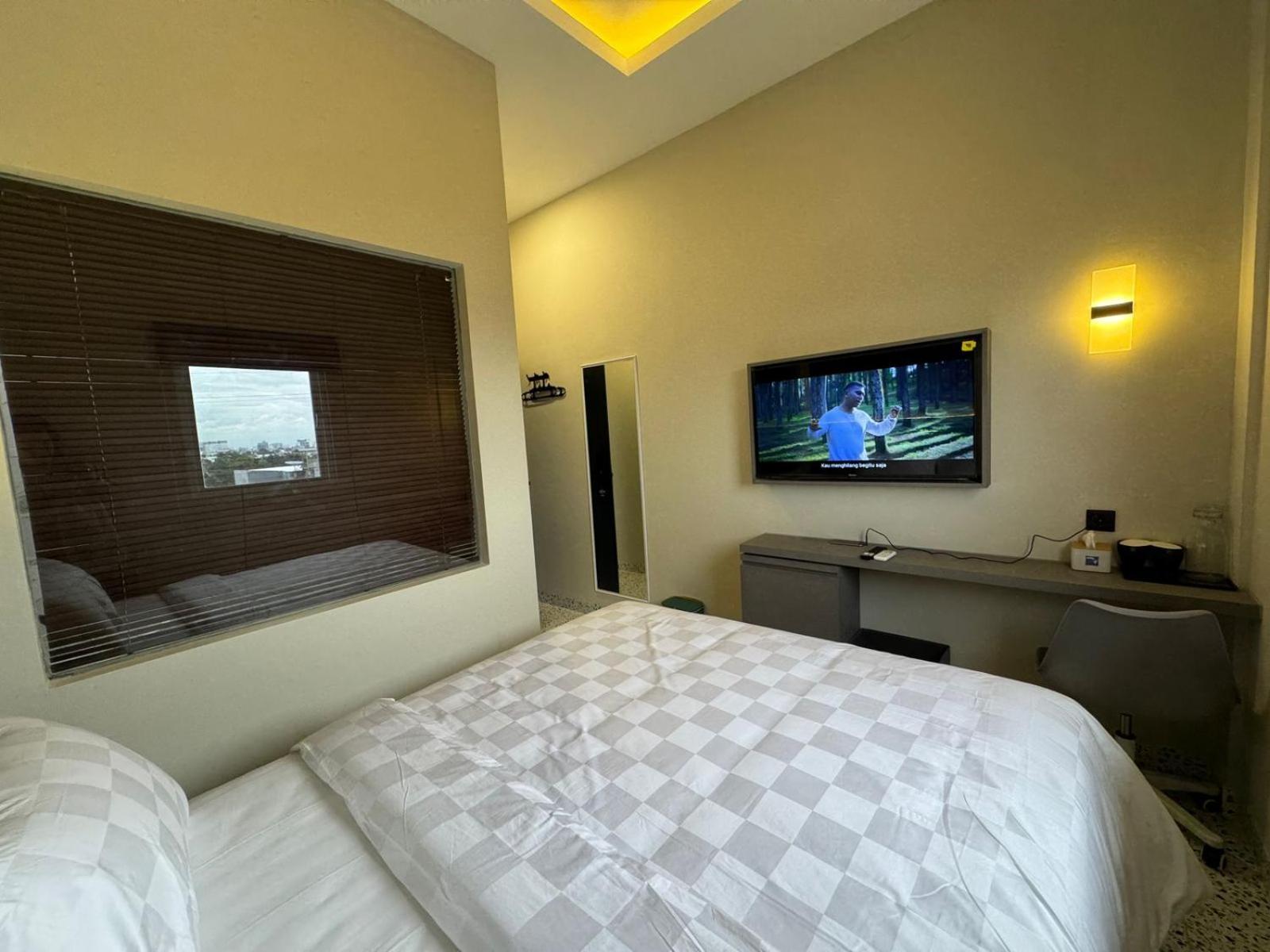 Hotel With Ok 2*