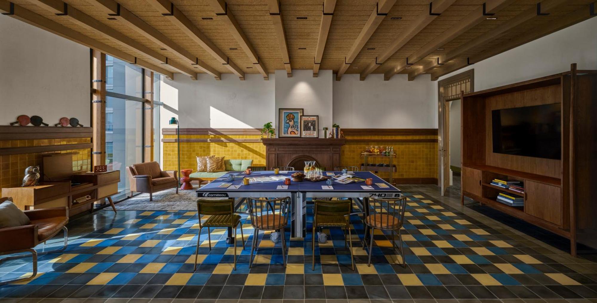 25hours The Oddbird Hotel