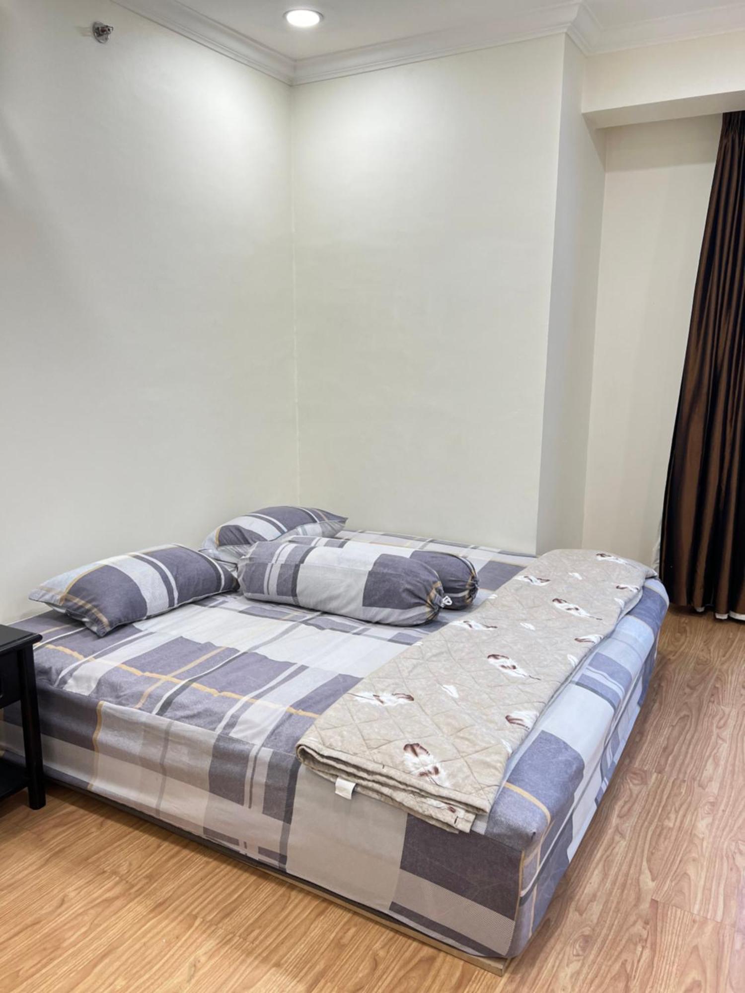 Istana Sahid Sudirman - With Private Room, Bathroom & Tv * Jakarta