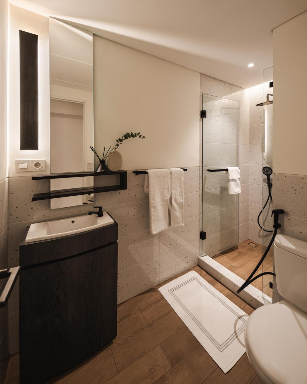 2br Cozy View Cbd Sudirman Park Apartment, Luxury & Chic Design *