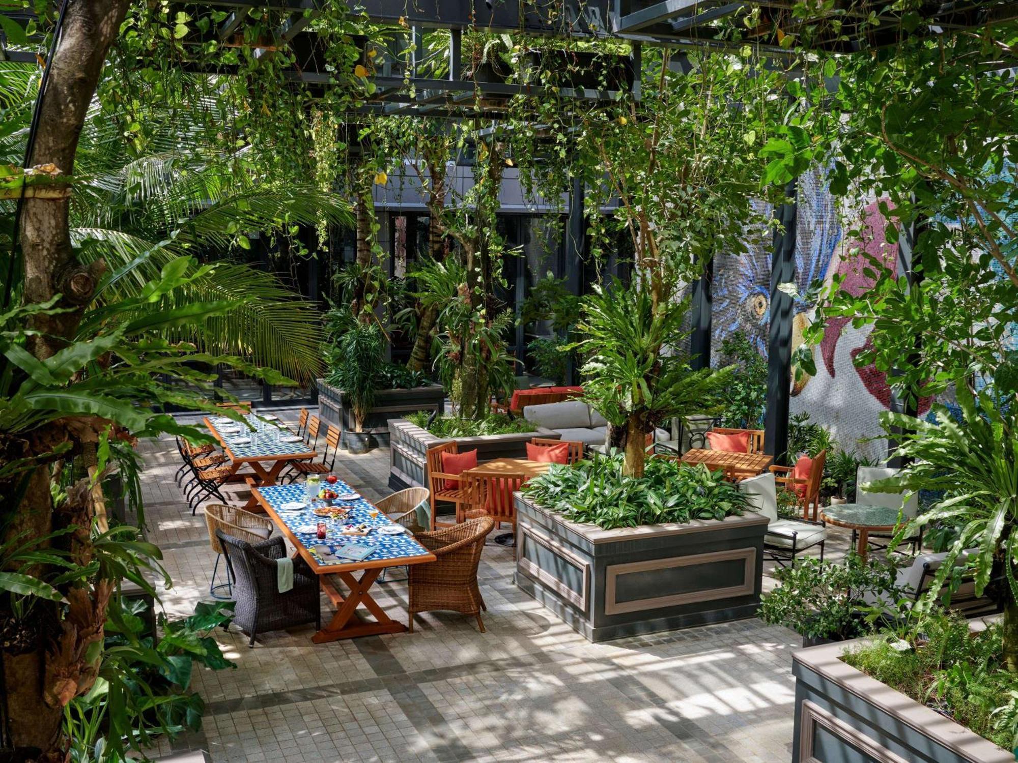 25hours The Oddbird 5* Jakarta