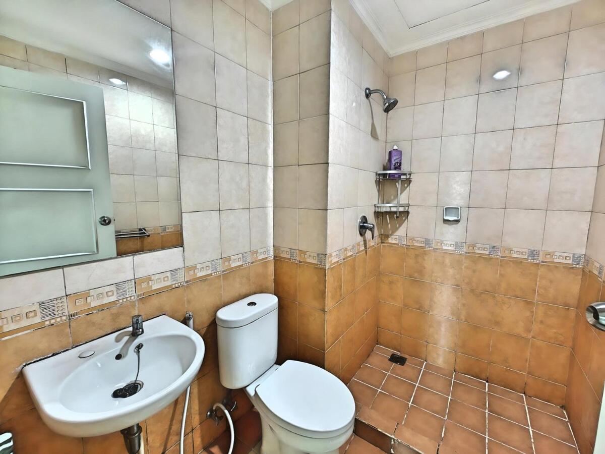 Apartment Strategic 2br Gading Moi With Wi-fi, Pool & Gym By 2ndhome *