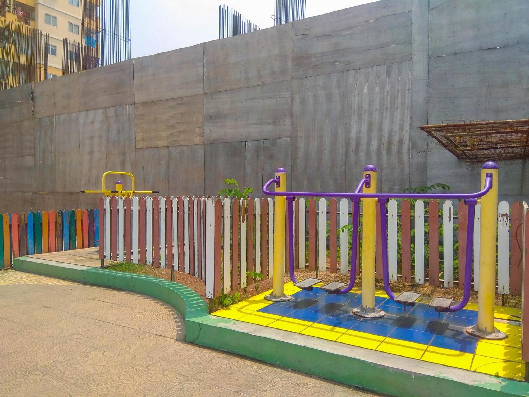 Comfort And Cozy 1br At Teluk Intan By Travelio