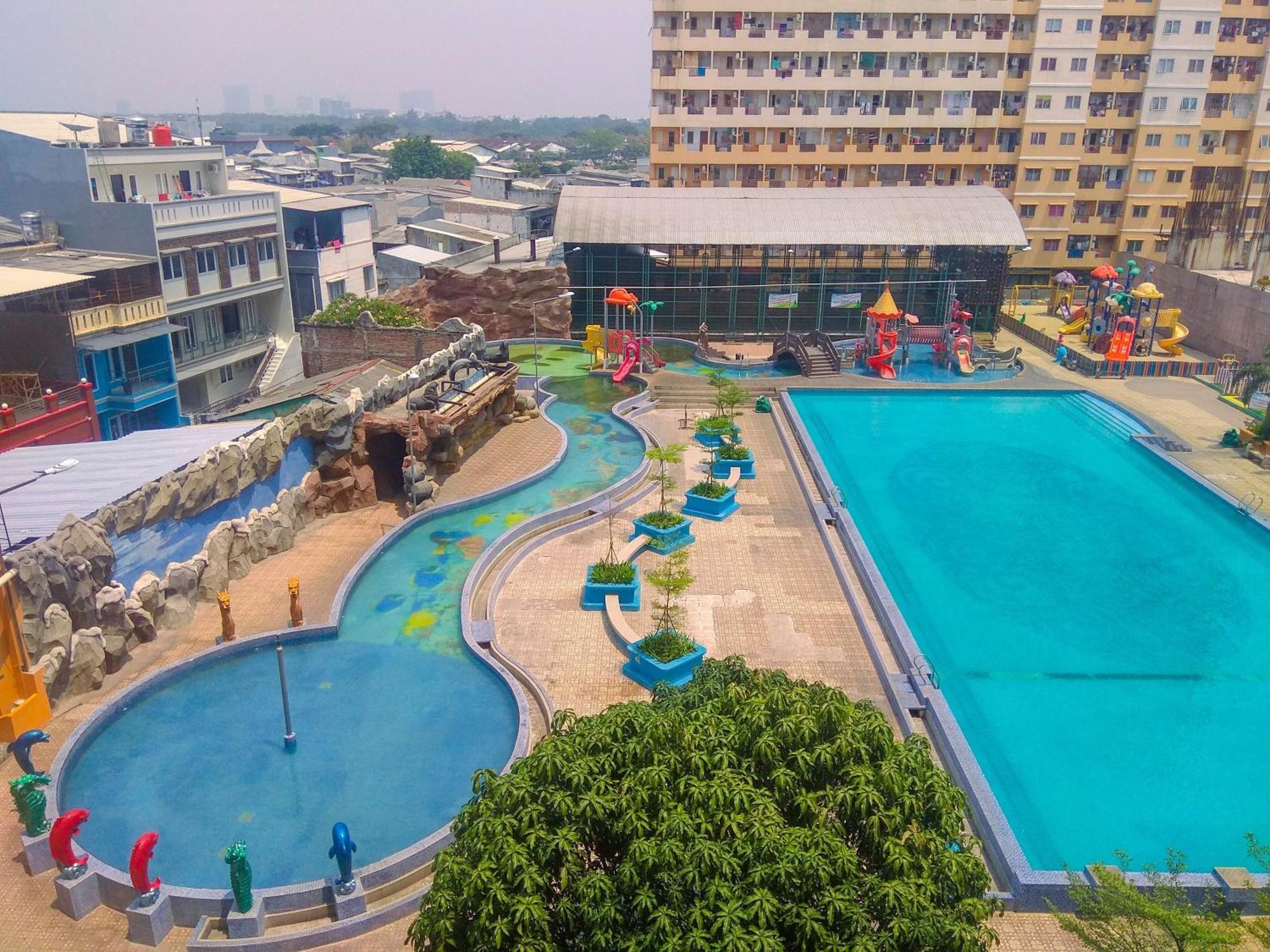 Comfort And Cozy 1br At Teluk Intan By Travelio * Jakarta