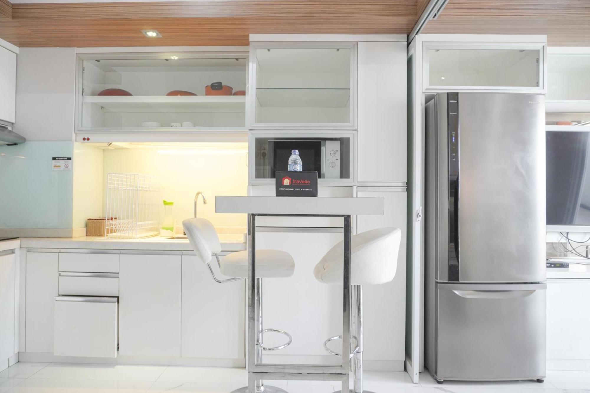 Warm And Comfort Living 1br At 8th Ambassade Kuningan By Travelio * Jakarta