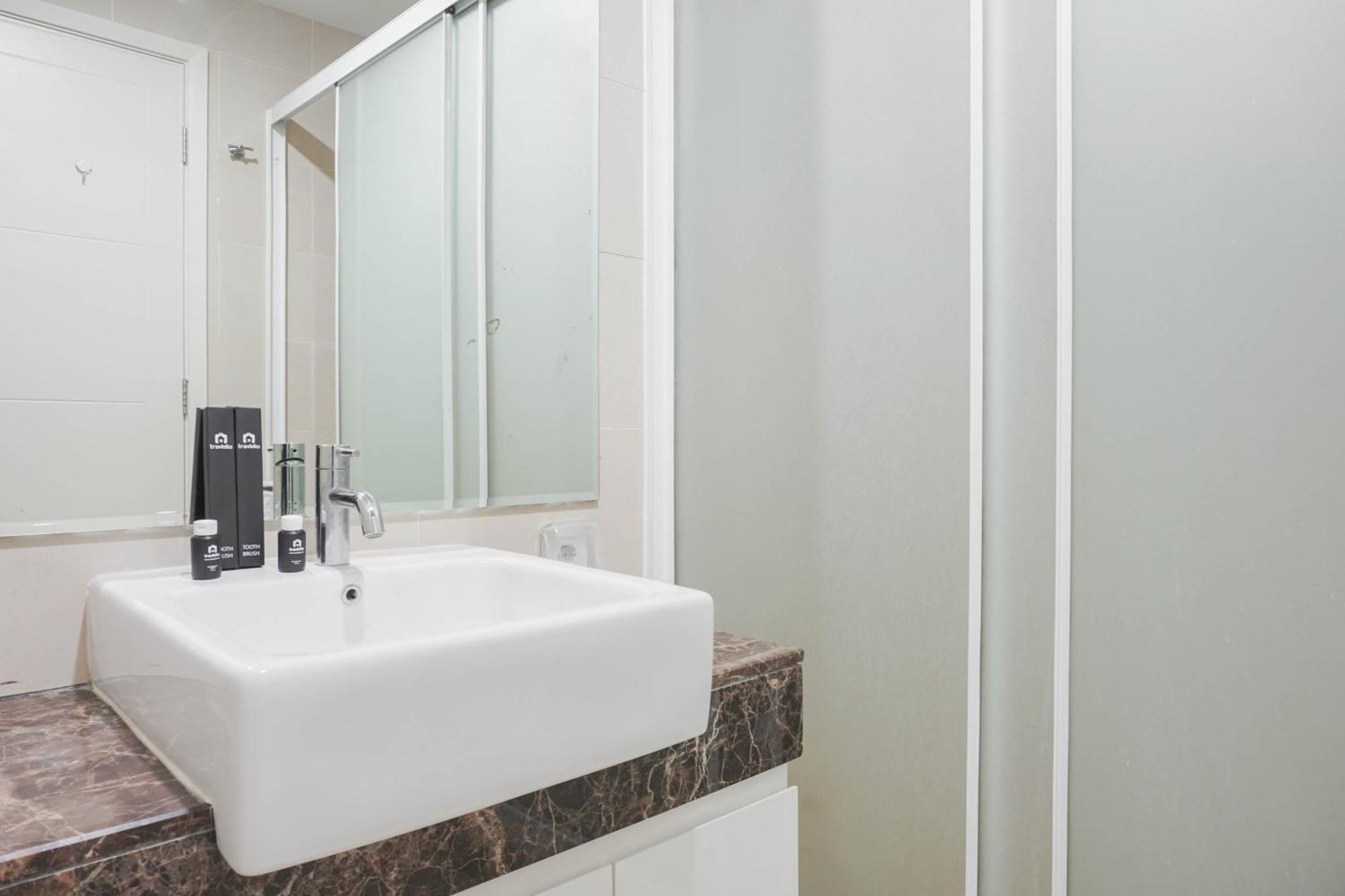 Stunning And Strategic 2br At Casa Grande By Travelio Apartment Jakarta