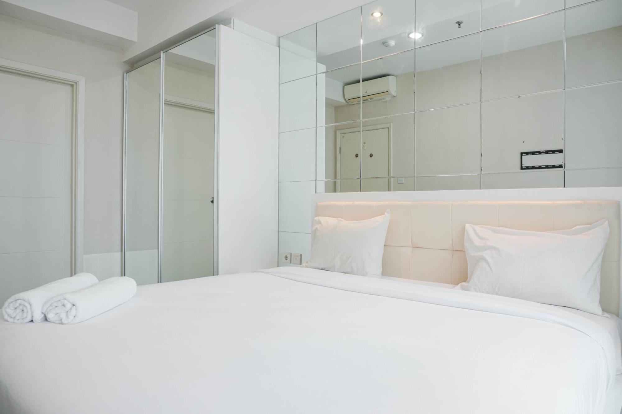 Stunning And Strategic 2br At Casa Grande By Travelio * Jakarta