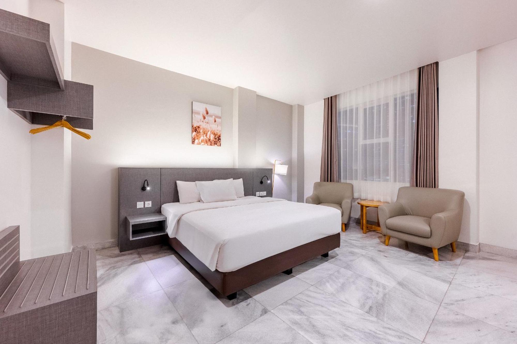 Grand Thamrin