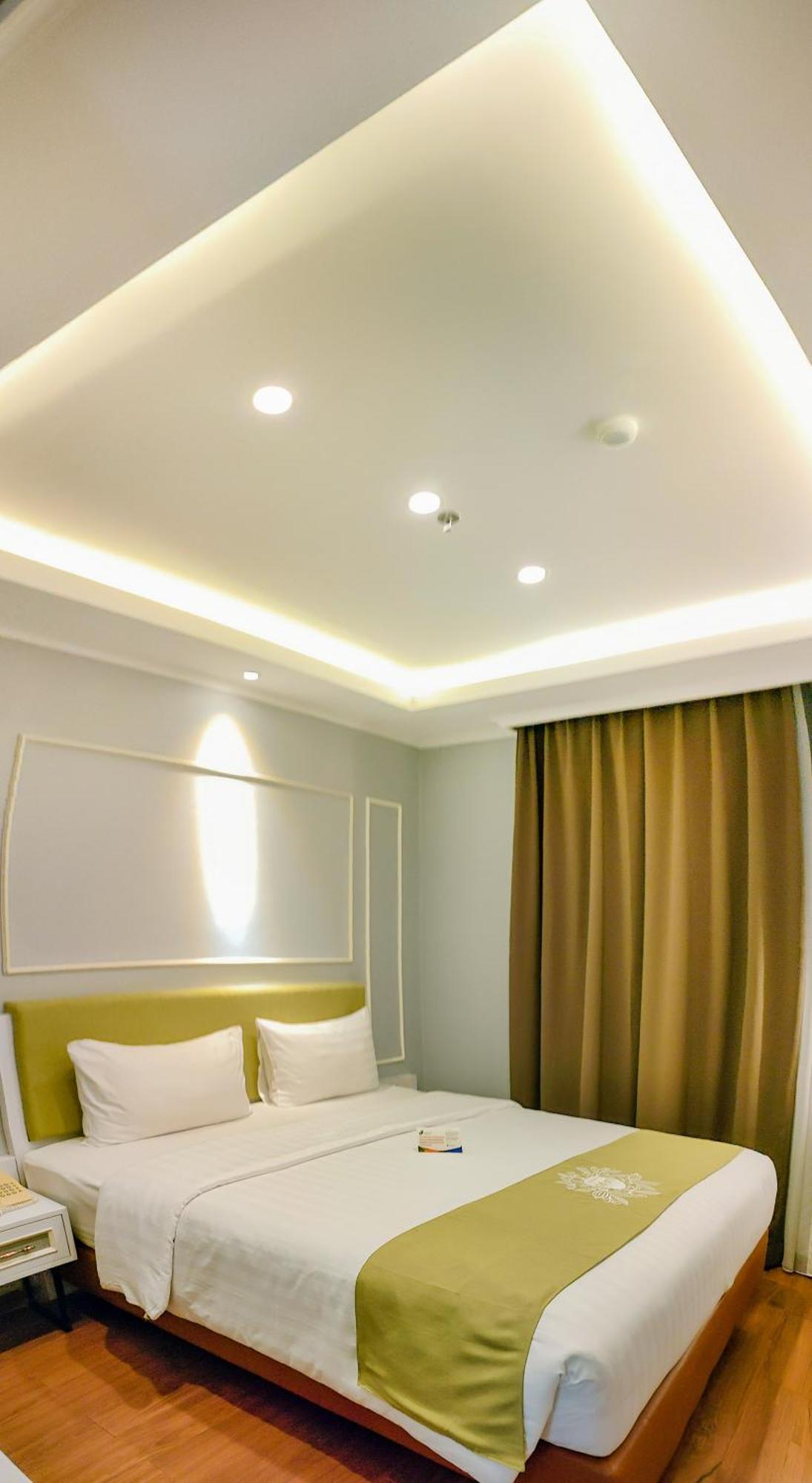 Dafam Enkadeli Thamrin Syariah 3*
