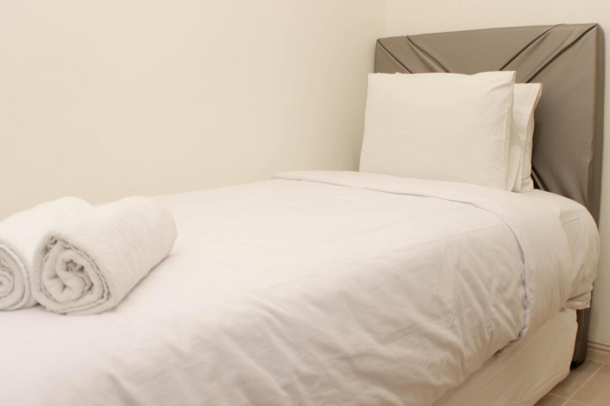 Apartemen Minimalist And Cozy 3br At Meikarta By Travelio Jakarta