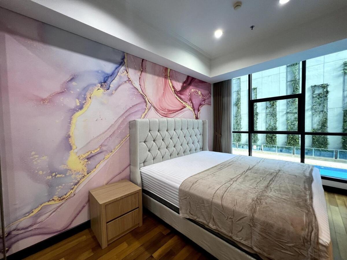 2 Bed Casa Grande Mall Kota Kasablanka, View Swimming Pool By Travelibu Apartment *