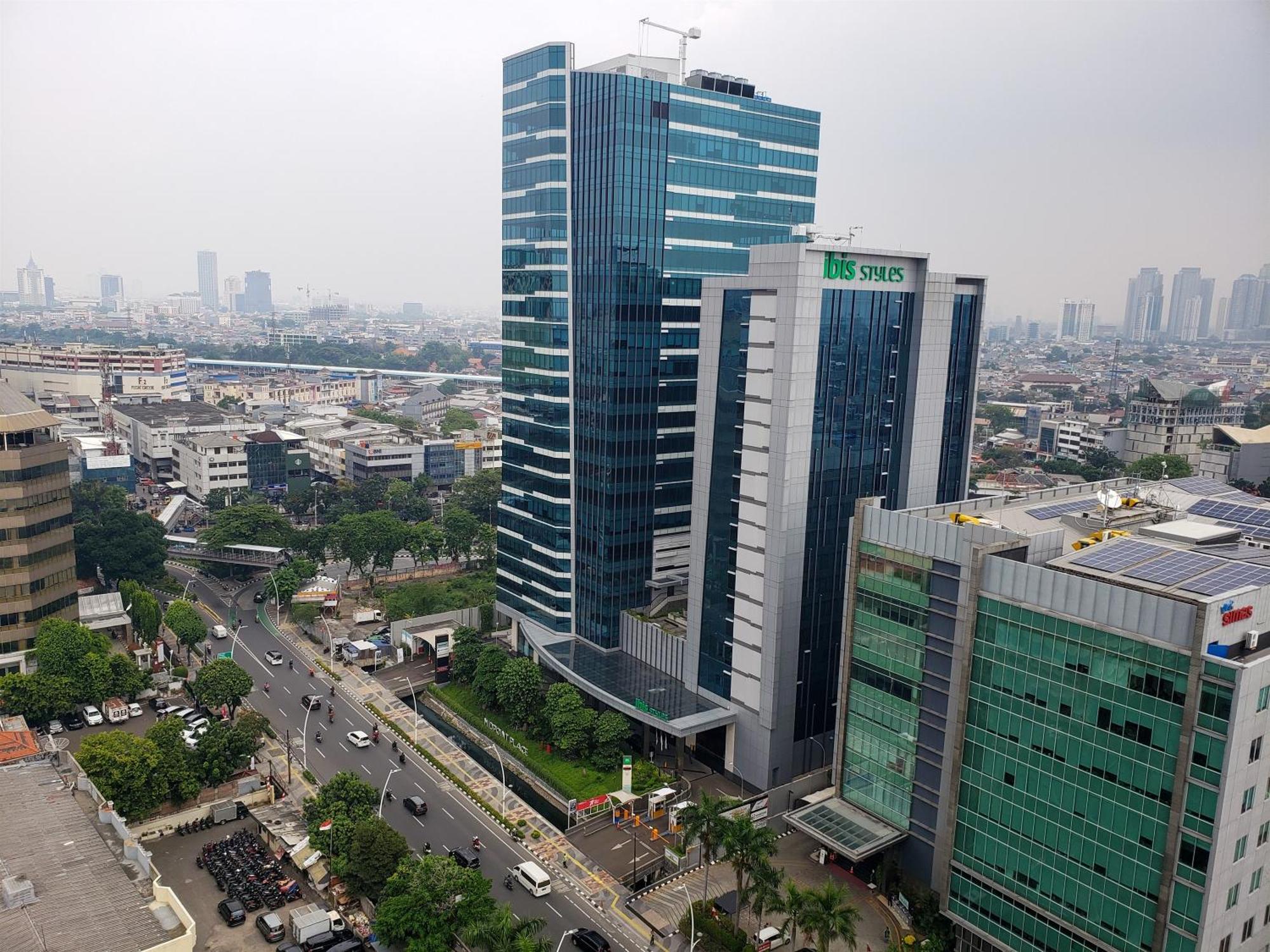 Minimalist And Comfy 1br At The Boulevard By Travelio Apartment Jakarta