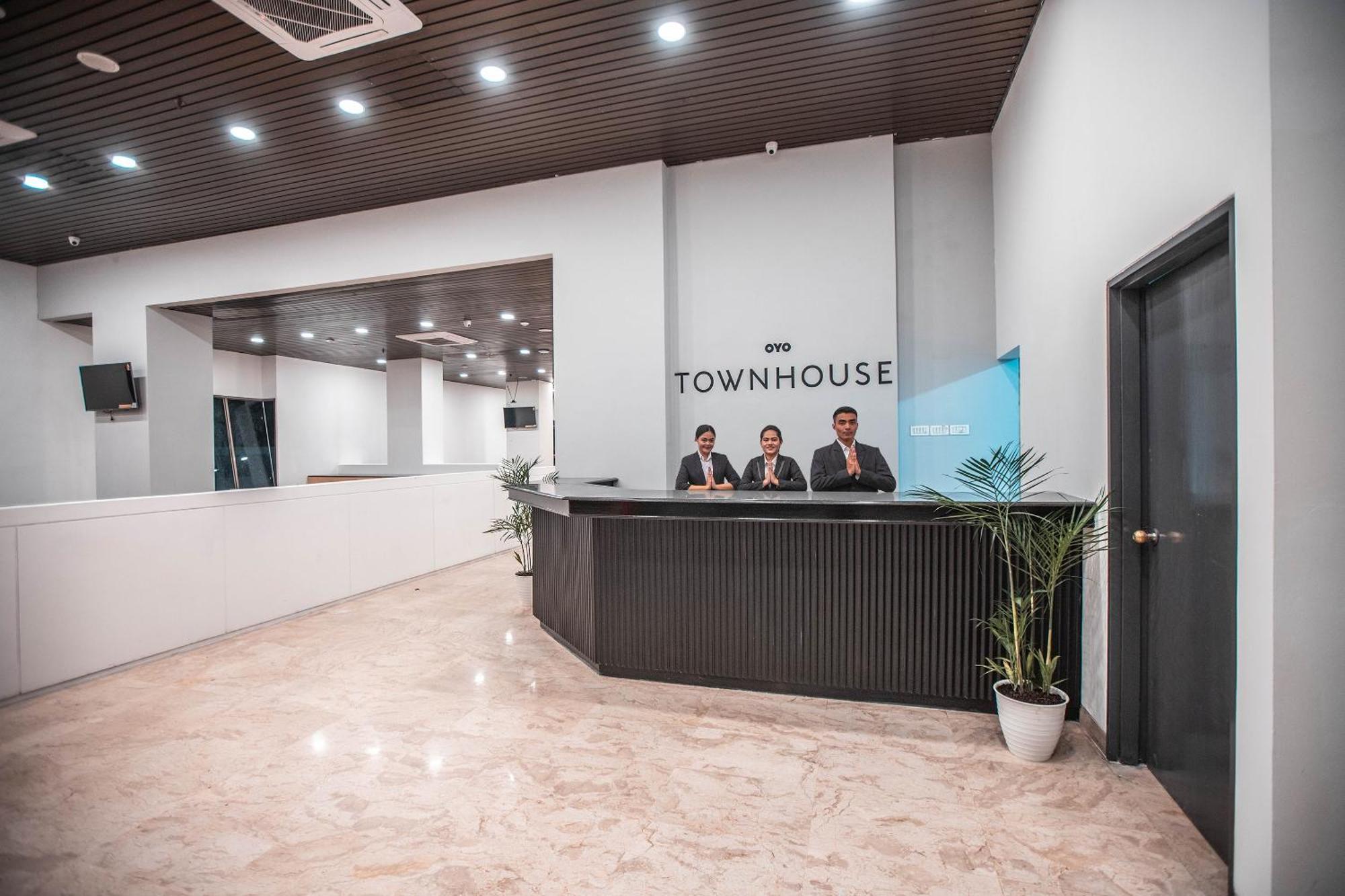 Super Oyo Townhouse 1 Salemba Hotel Jakarta