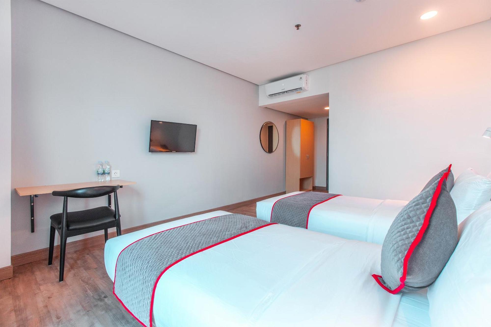 Hotel Super Oyo Townhouse 1 Salemba Jakarta