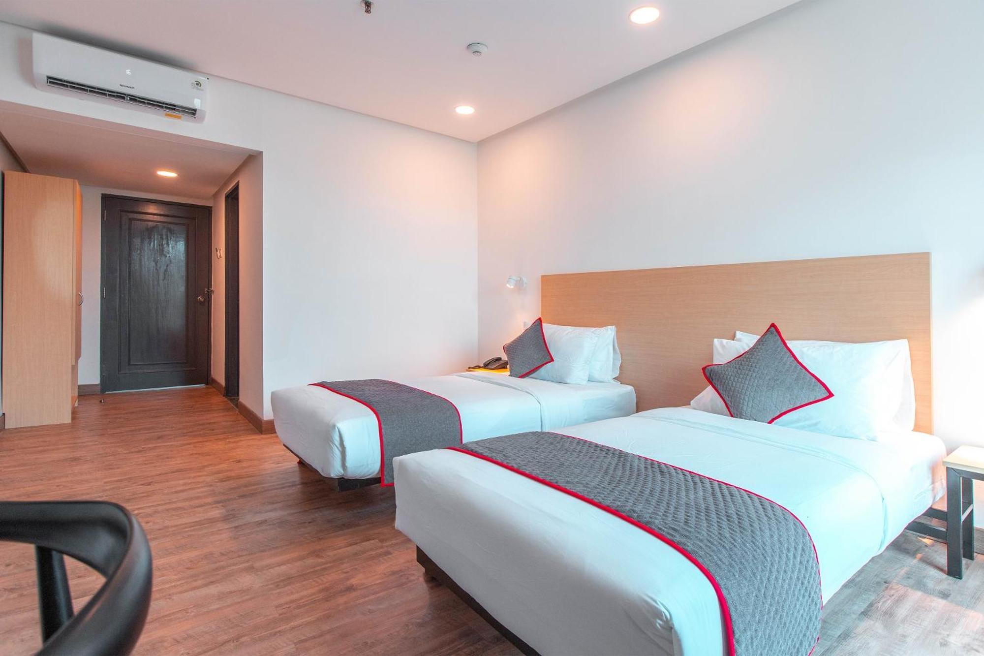 Super Oyo Townhouse 1 Salemba Jakarta