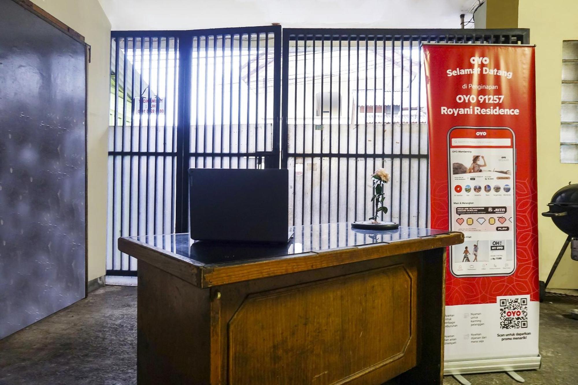 Oyo 91257 Royani Hotel Jakarta